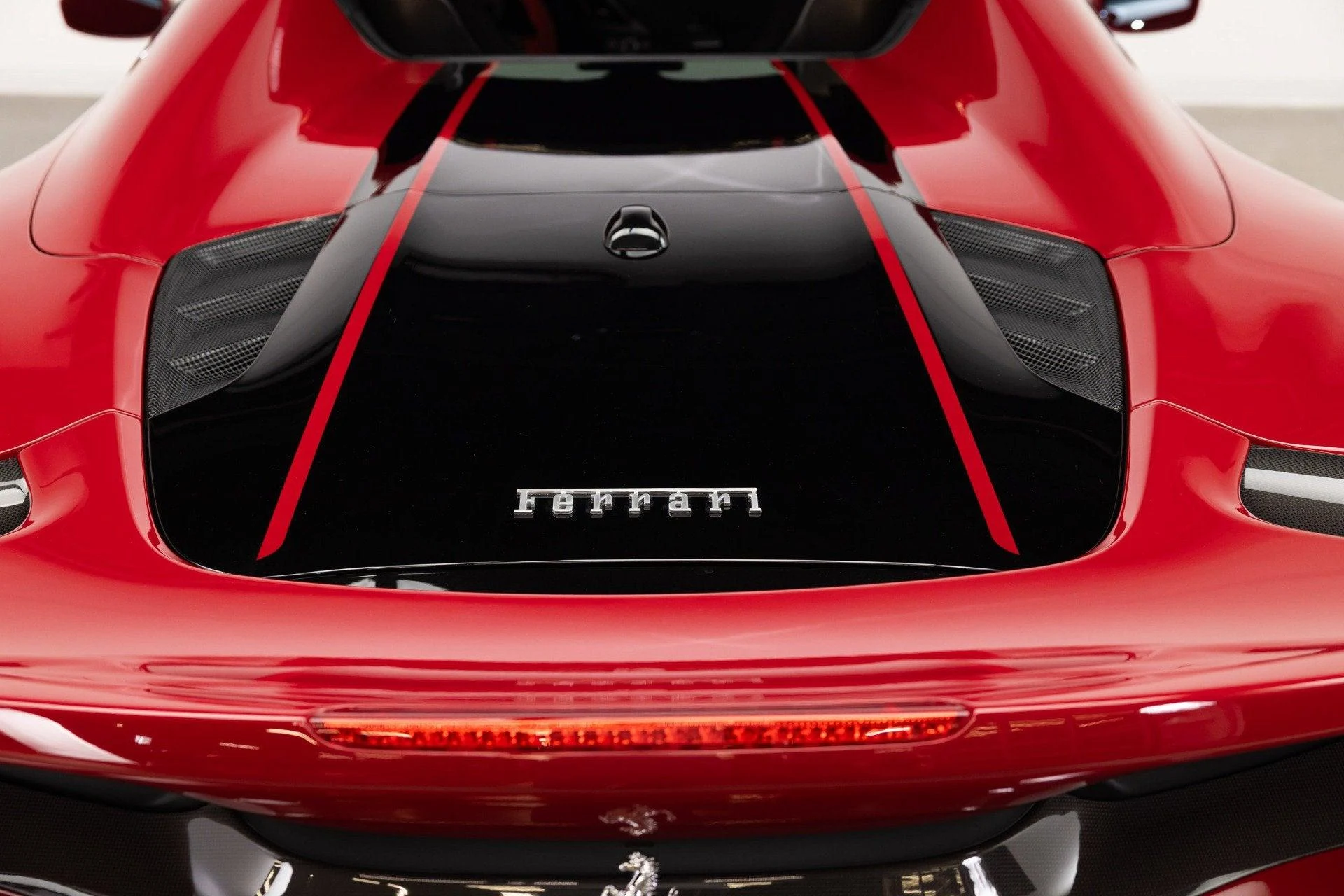 mph051_2011760679_Used_2020_Ferrari_488_Pista_Spider_1786793402_aab78a62ad
