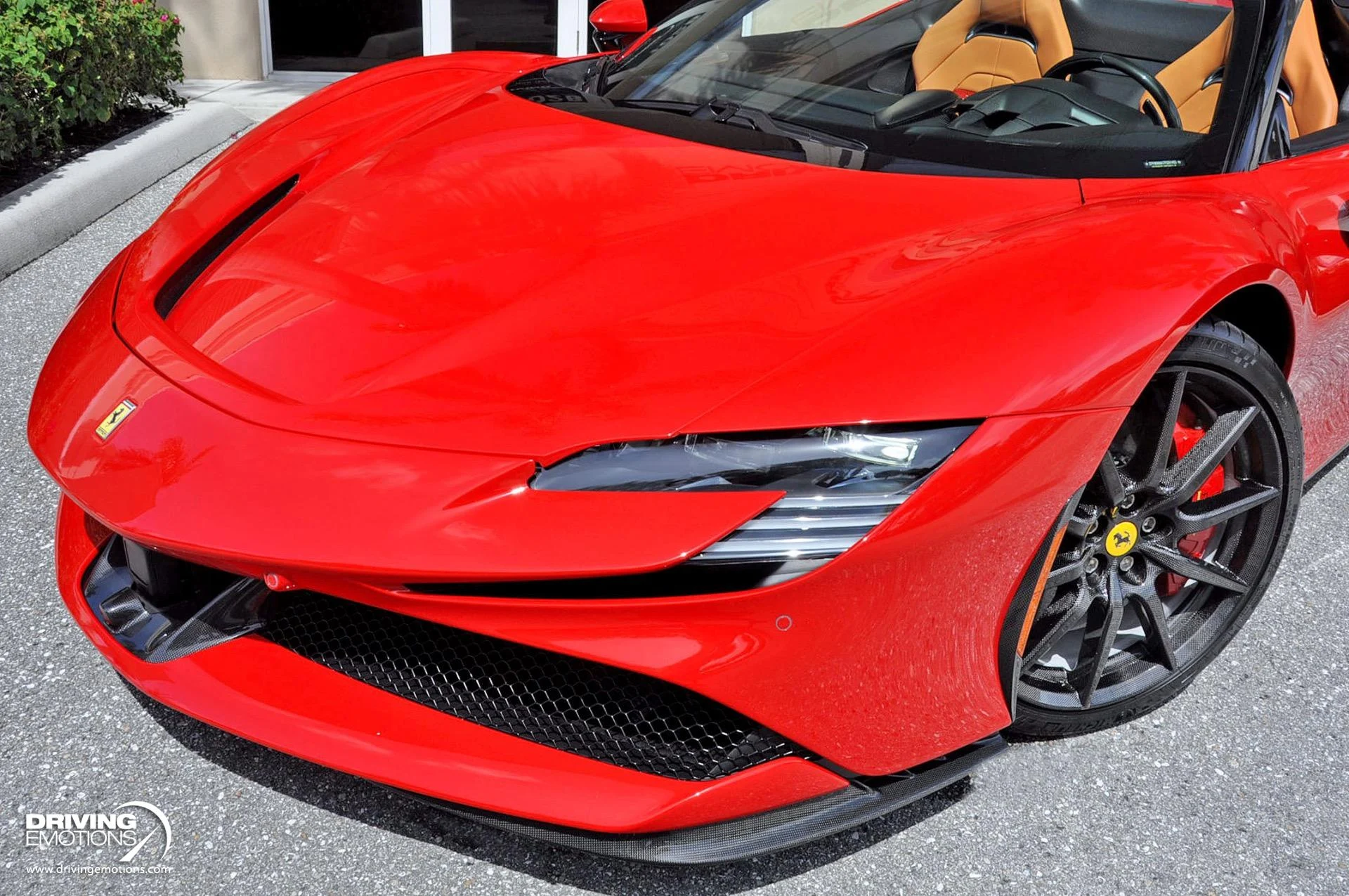 mph051_2031748468_860_p52_l_70ef6e19a0