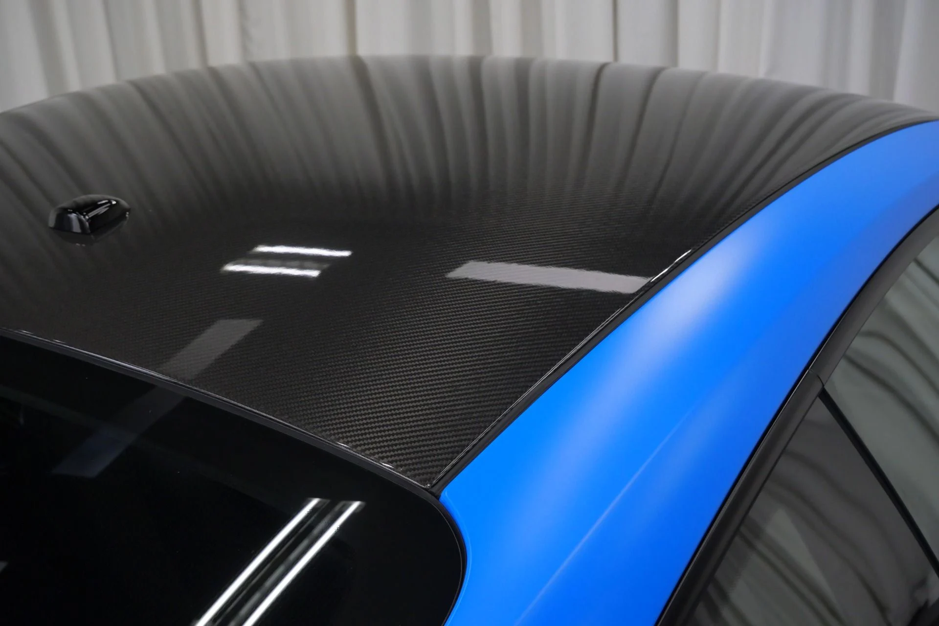 mph051_2063769129_Used_2022_Porsche_911_GT_3_Full_Matte_PPF_Carbon_Roof_and_Mirrors_Yellow_Deviating_Stitching_1760037912_e0a2ab8164