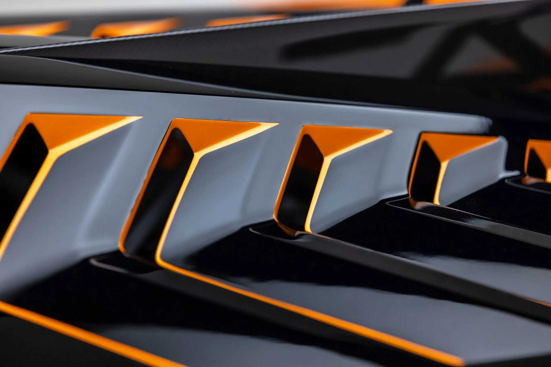 mph051_2065168558_13165_p52_l_8af16dd2e6