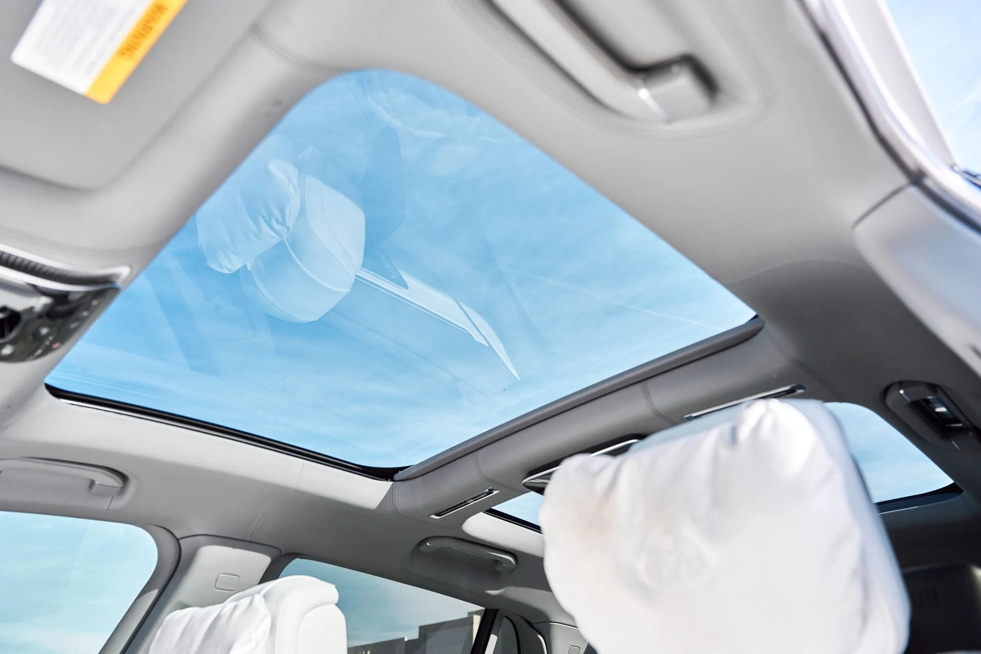 mph051_2083993935_Used_2024_Mercedes_Benz_EQS_Maybach_EQS_680_1766455932_fa93f81ef7