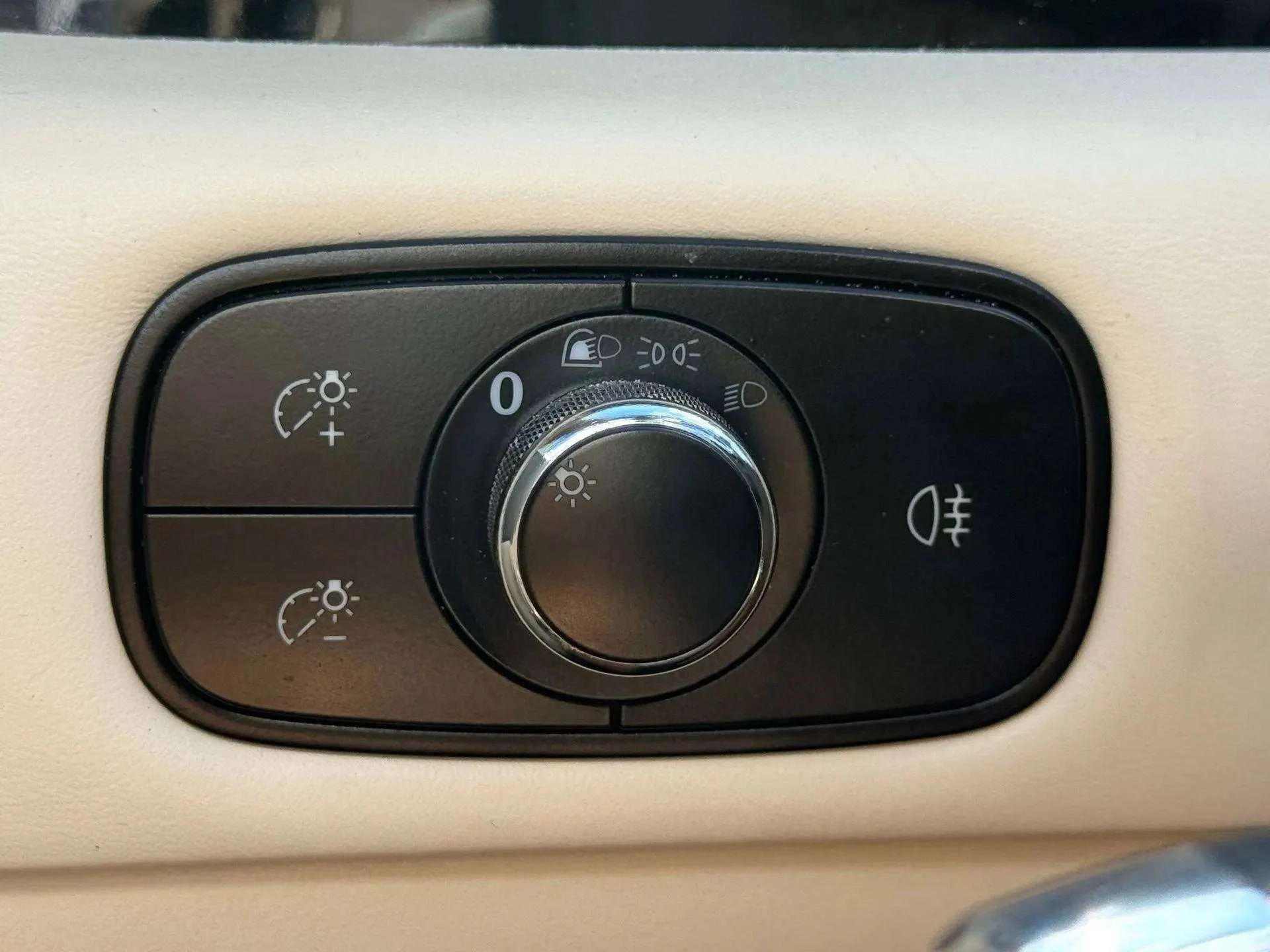 mph051_2085245790_797bdcf0efdf41f8b0b8abec766d2ef9_ad594565a1