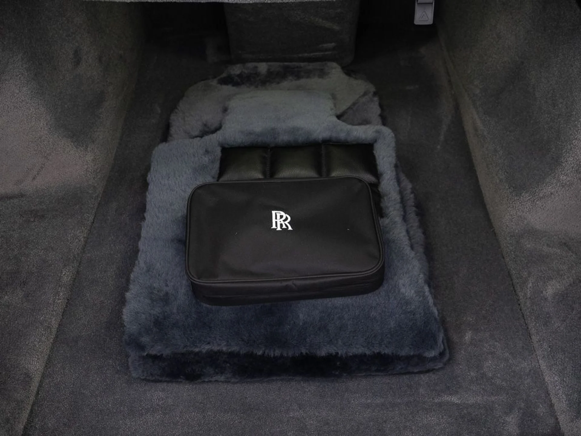 mph051_209911522_f8675fe72a5c7a46f89b1f1d3a877d64_261198c767