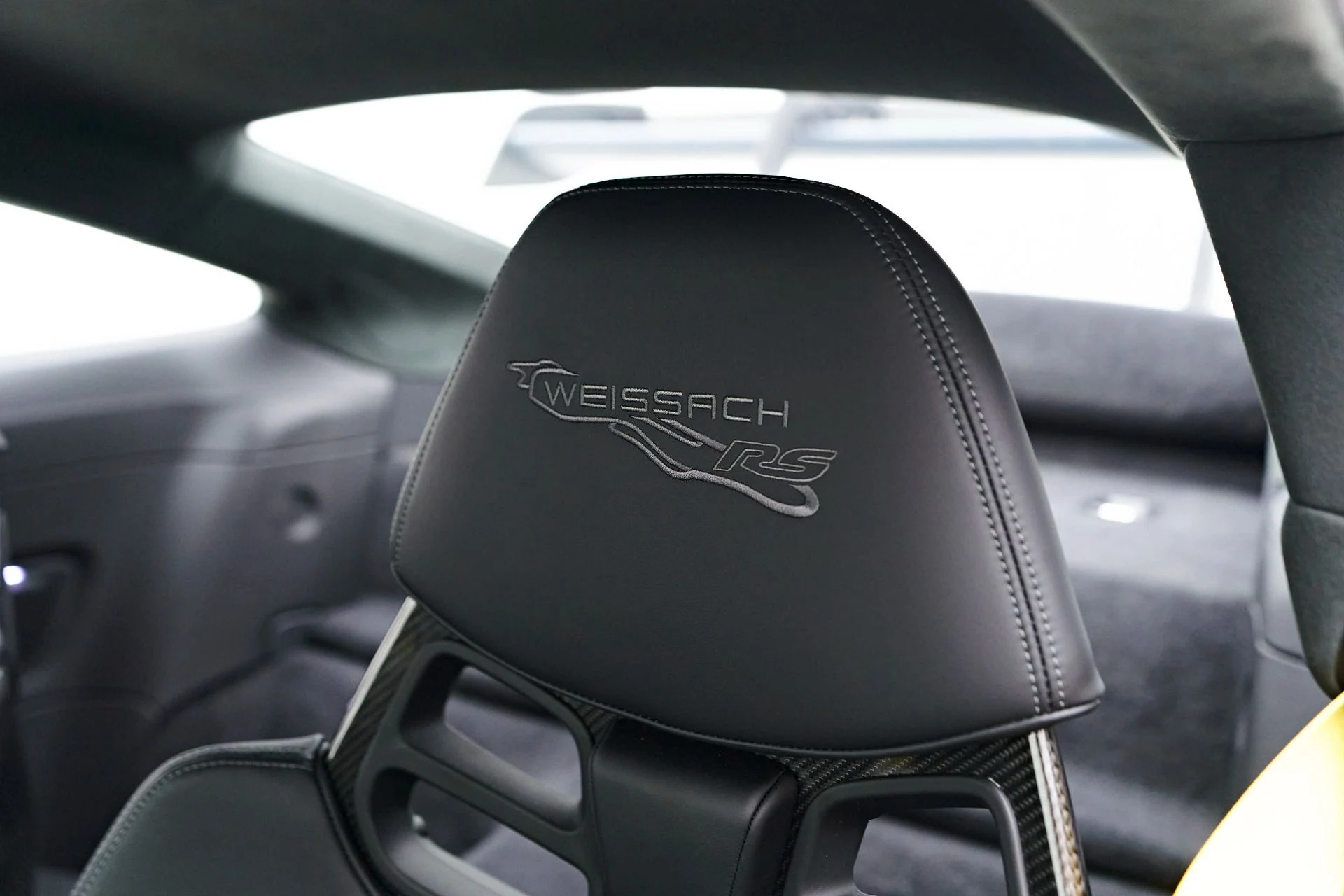 mph051_2124961700_Used_2024_Porsche_911_GT_3_RS_1717031598_2321982957