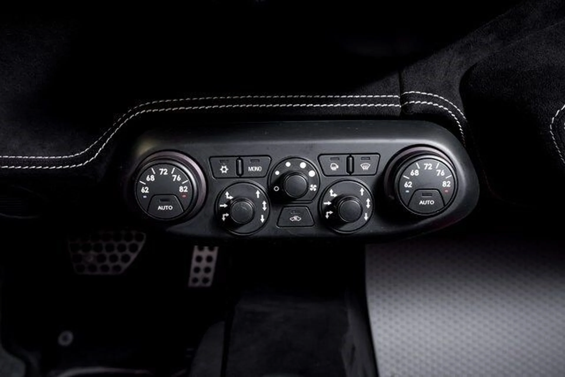 mph051_2134381900_81db36df7f75140d61687c2e46cc0a9dx_63b2a433e0