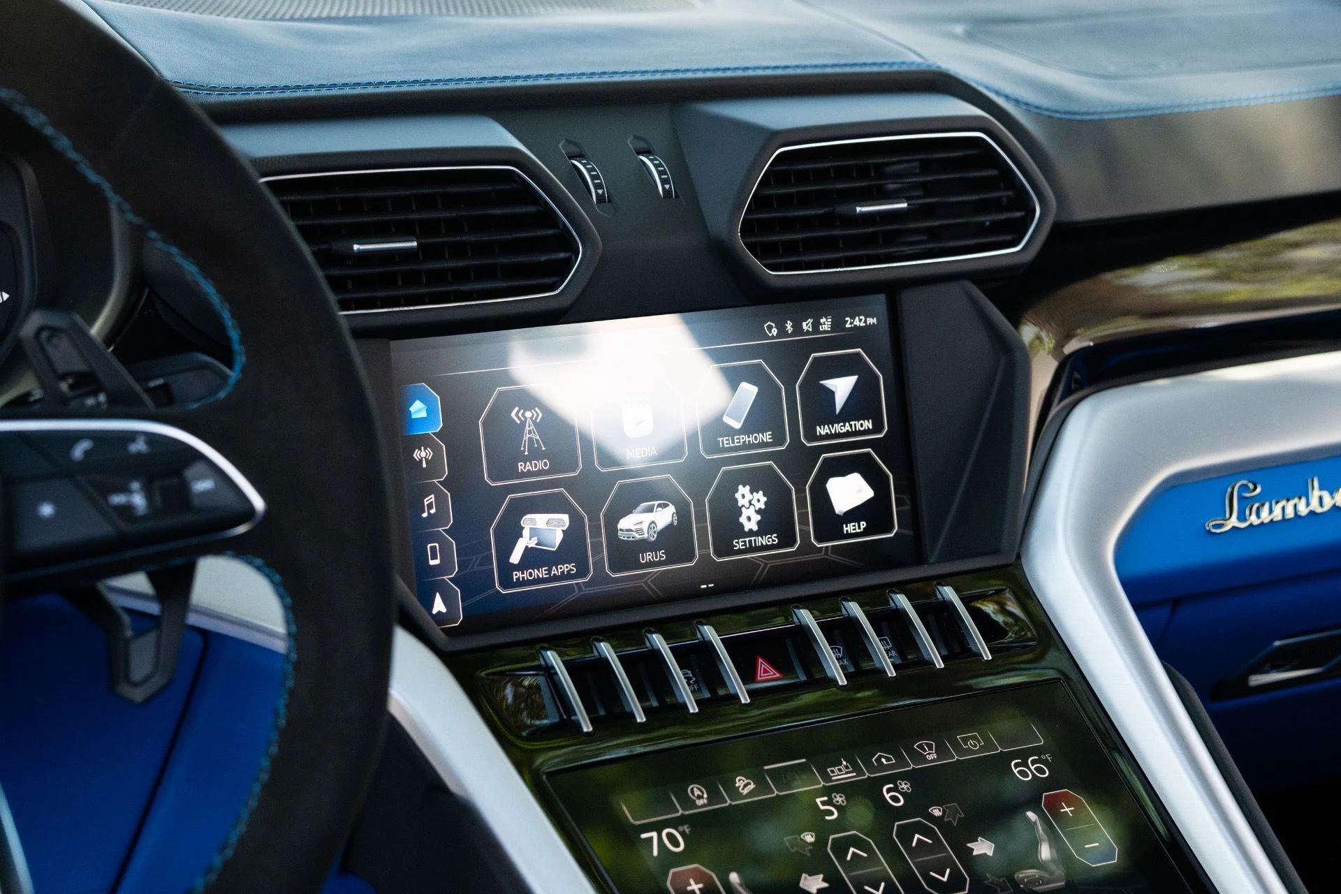 mph051_2139614741_Used_2019_Lamborghini_Urus_1781242066_242701d06f