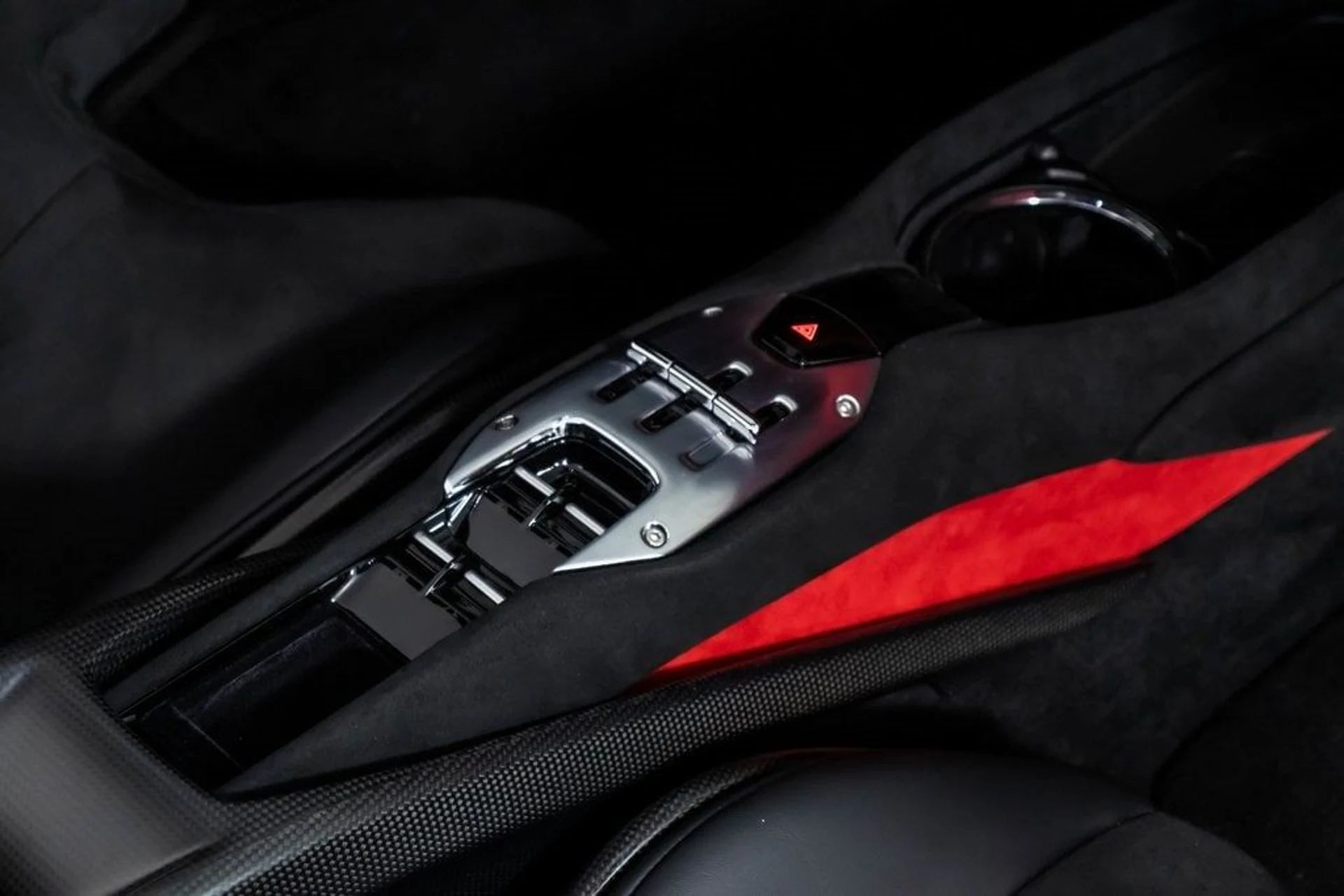 mph051_2146346875_0f8012c65b910a576bce9dac209dd182x_a91fcd084a