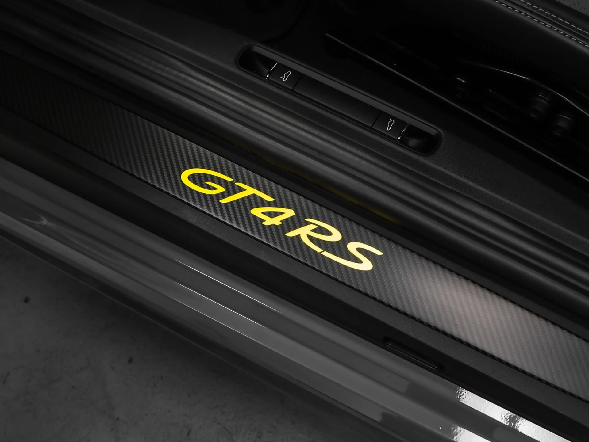 mph051_2161734072_52_3a6fe2d1a3