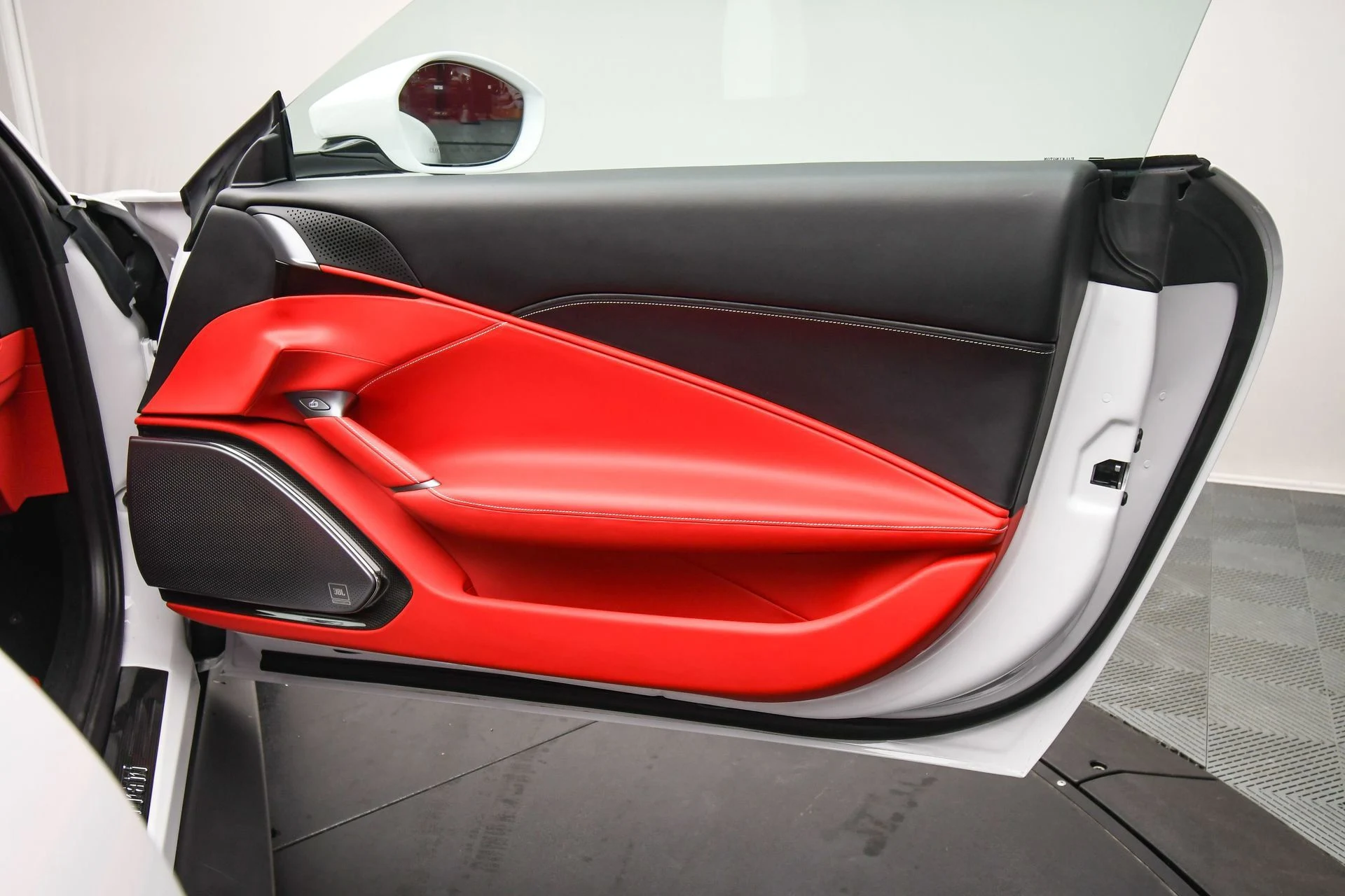 mph051_2176390493_39876b61515e4c97a8838e1297186e3a_d577b471db