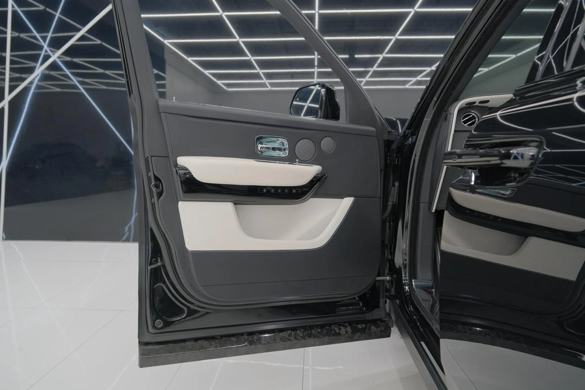 mph051_2192275007_99e2e0c38eccf1b2c583aa89bad51ce7_1a751df237