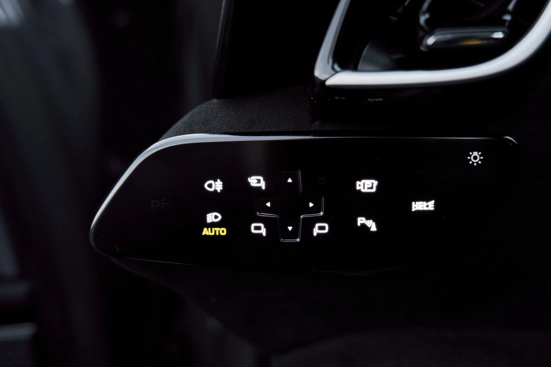 mph051_2237876587_Used_2024_Ferrari_Roma_Base_1769222166_026f1f1dad