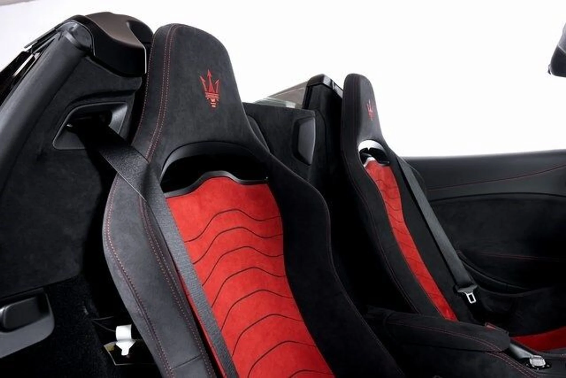 mph051_2254904934_31624f1a1f2f823e13f1c1436dc23016x_8dcb4de40f