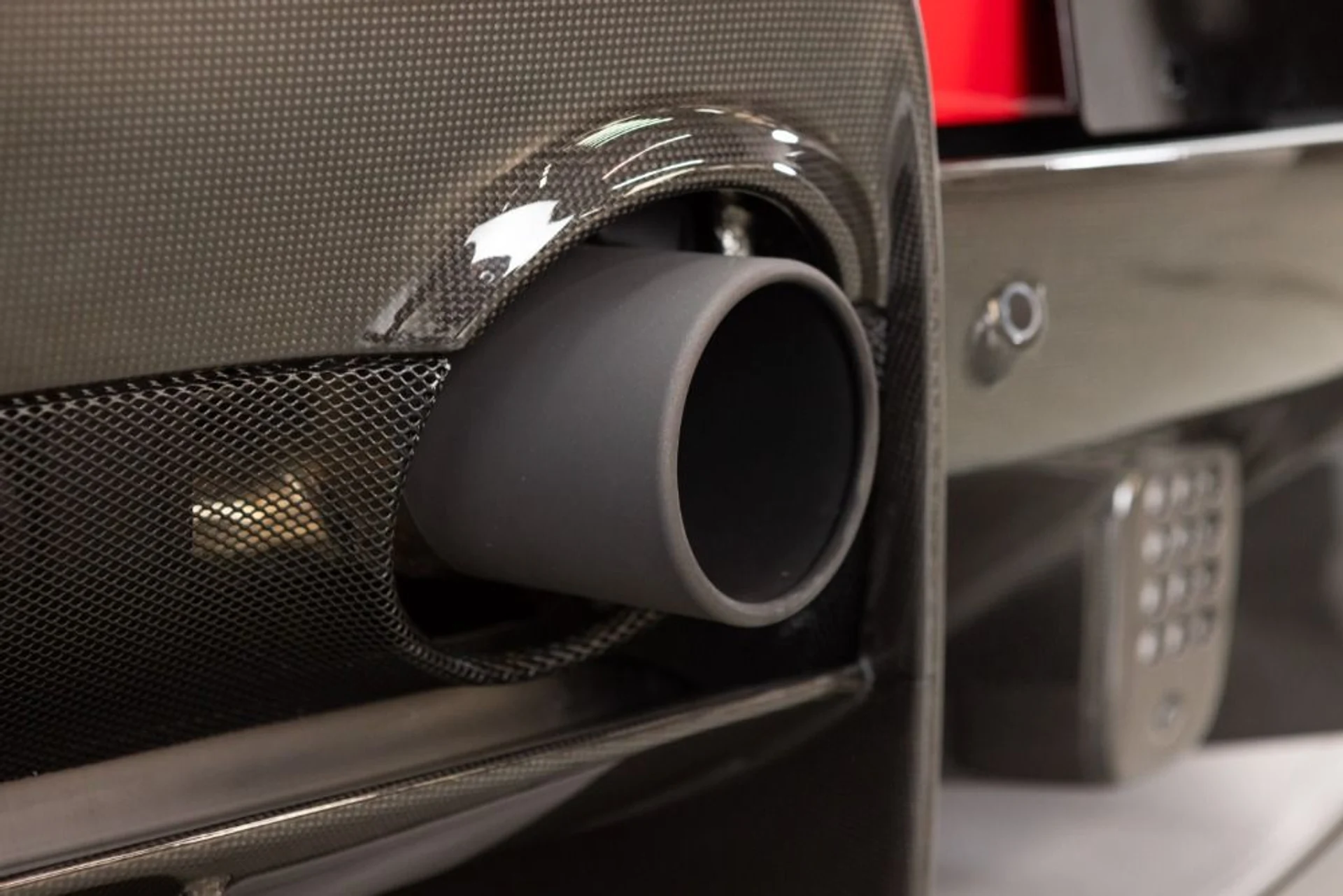 mph051_2256427865_Used_2020_Ferrari_488_Pista_47d0878978