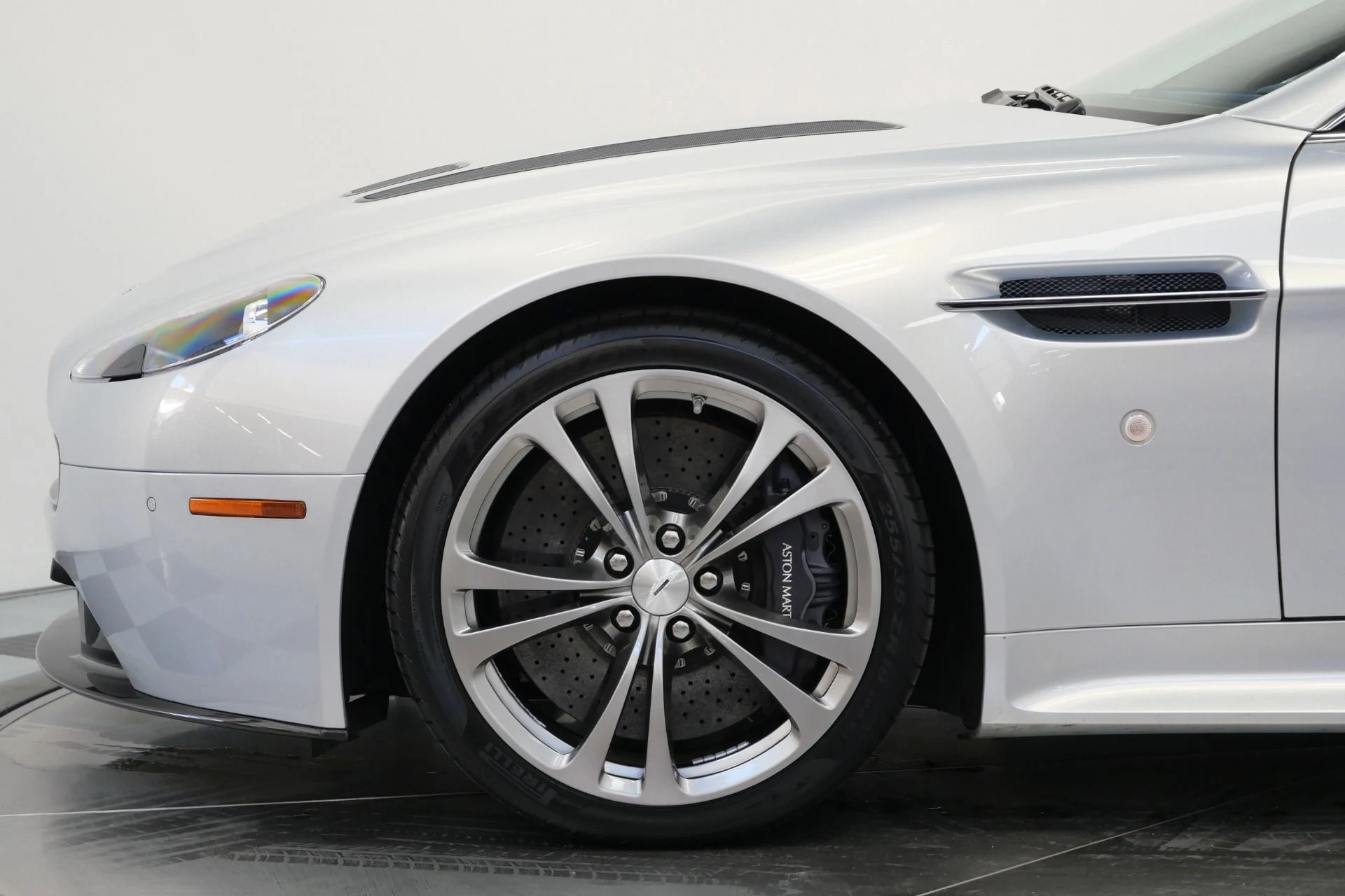 mph051_2262589771_Used_2017_Aston_Martin_Vantage_Roadster_7_Speed_Manual_Limited_1_of_100_for_the_USA_1765816519_c24bfb735b