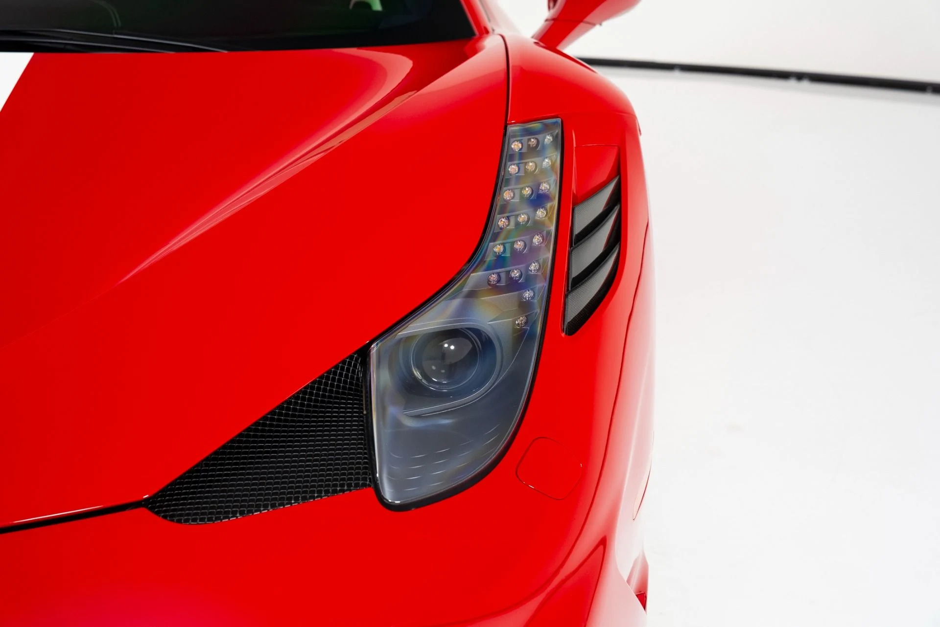 mph051_2269823627_Used_2015_Ferrari_458_Speciale_Aperta_1760034971_add5f947ad