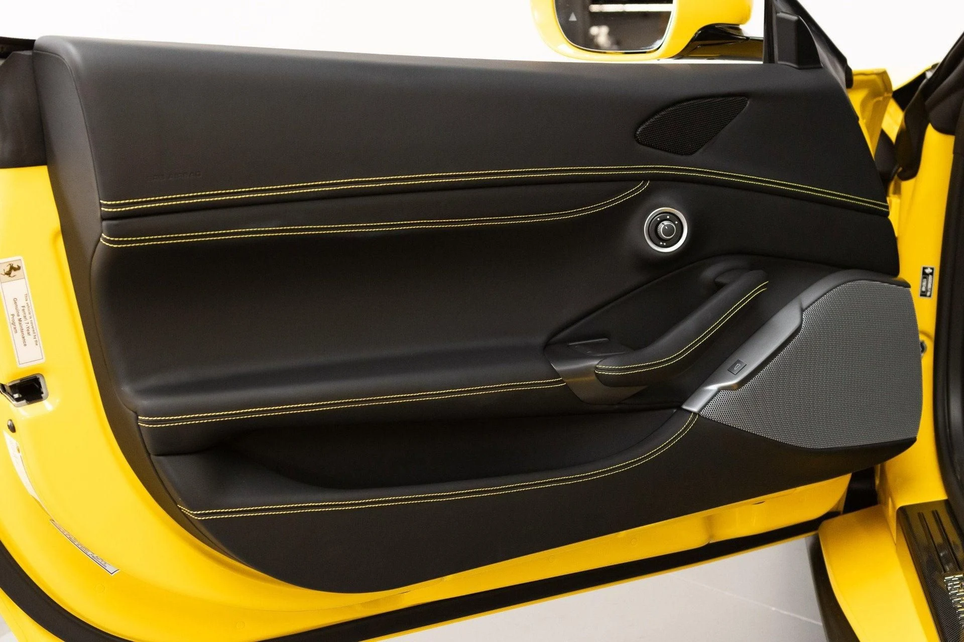 mph051_229409889_Used_2020_Ferrari_Portofino_1777367931_e722ccf5c5