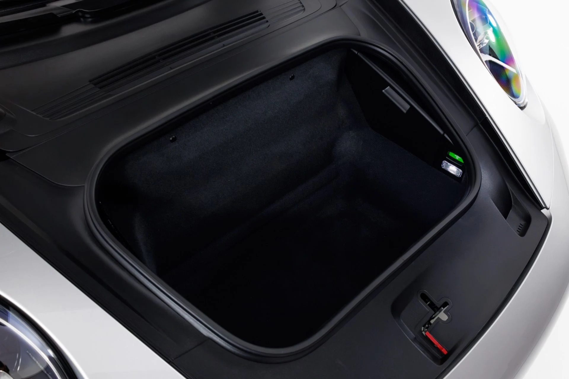 mph051_2301644958_Used_2022_Porsche_911_Carrera_1773941195_fd9ae56828