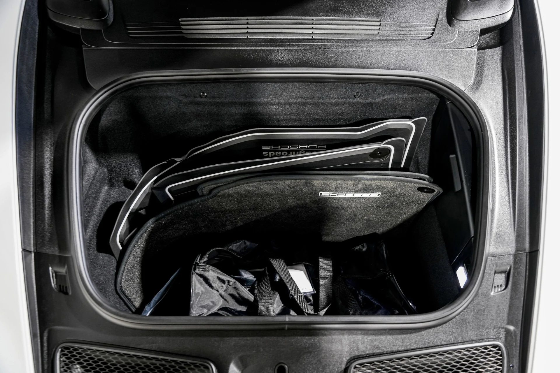 mph051_2313482382_6f17a0e0ee4744456d95197217249cdcx_73fe3e5acf