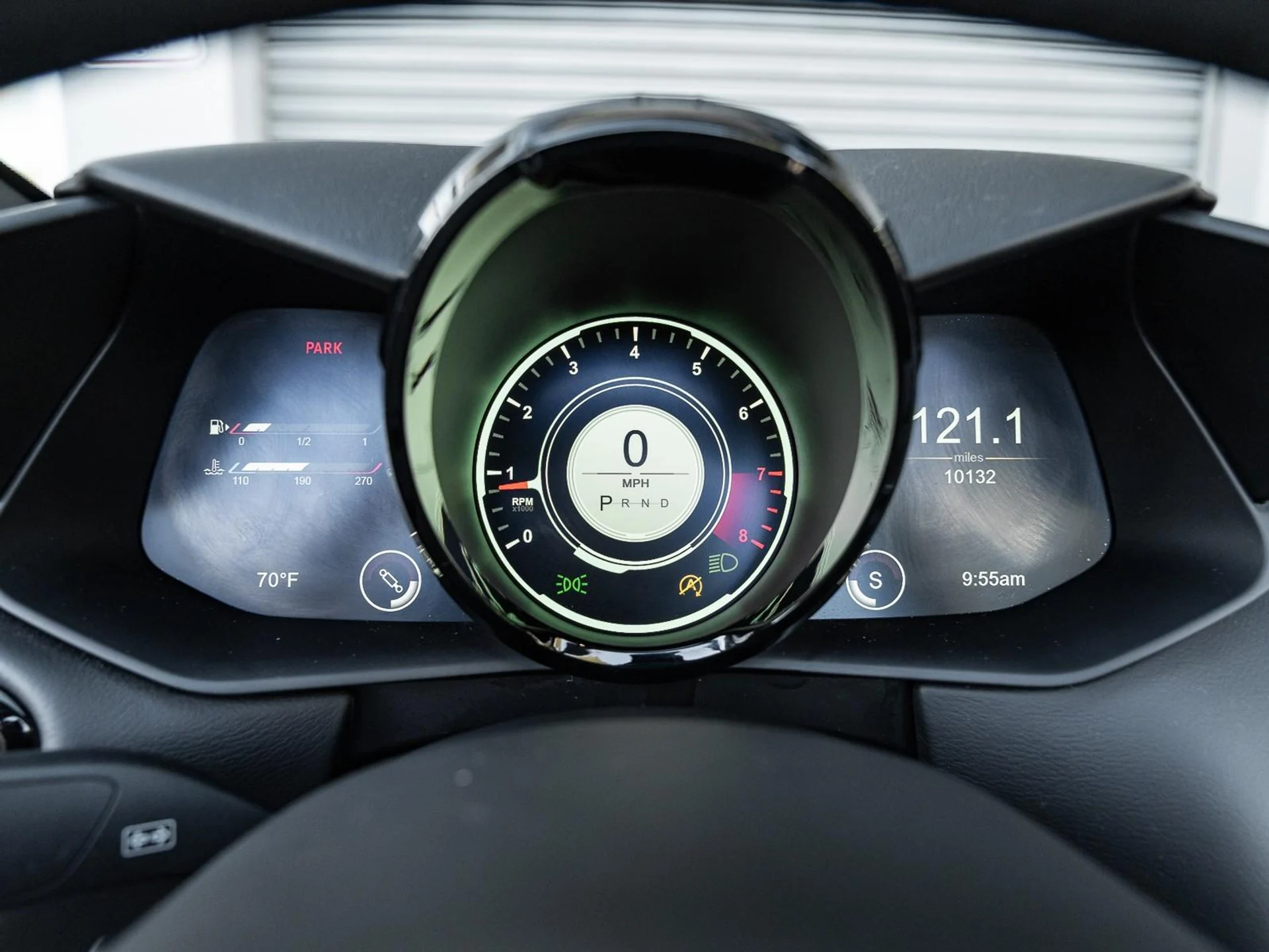 mph051_2332010912_Used_2021_Aston_Martin_Vantage_Roadster_1767733787_a7d0b5447e