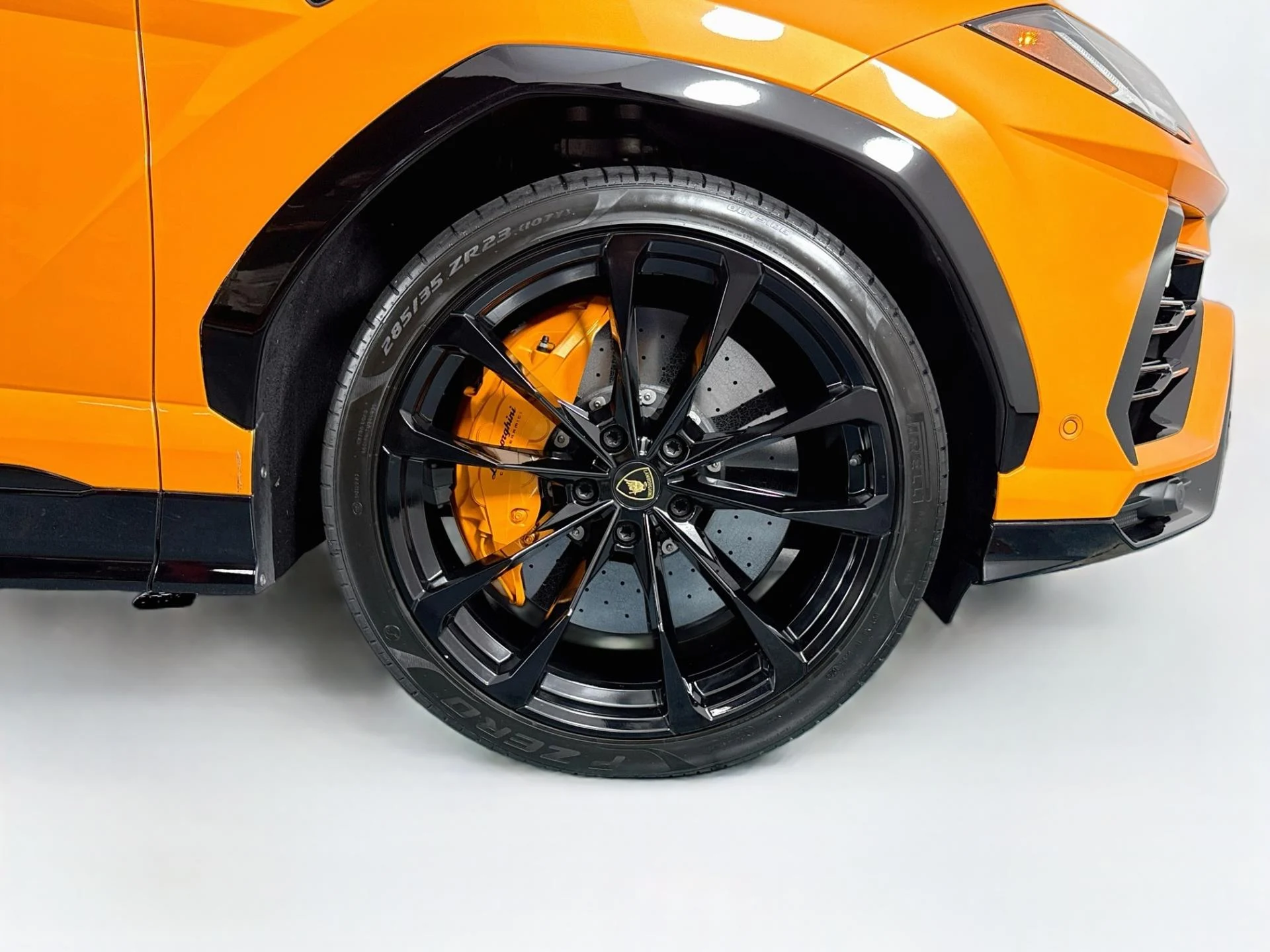 mph051_2353544555_Used_2022_Lamborghini_Urus_1790289789_83eb554cb0
