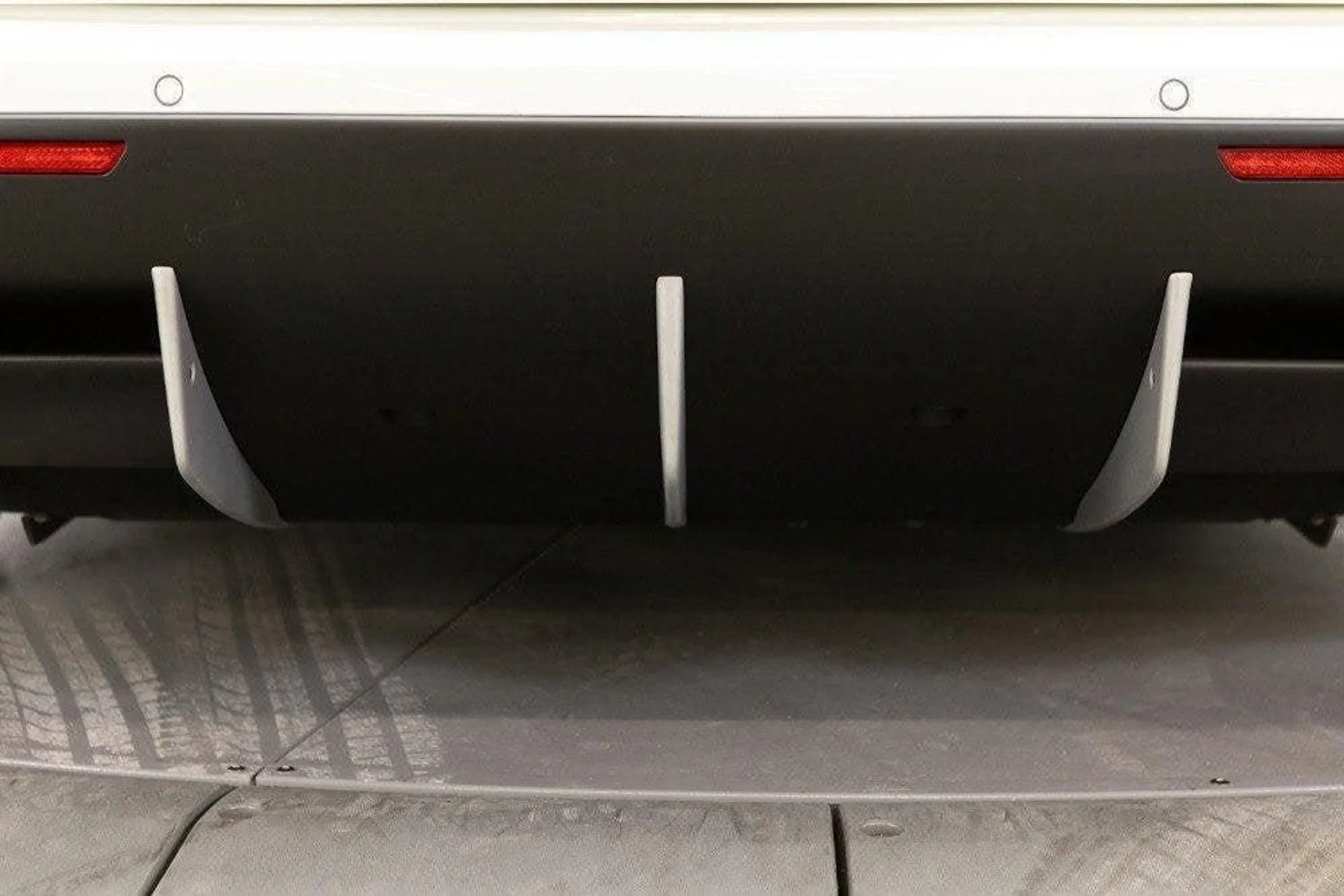 mph051_2357171908_Used_2016_Ferrari_California_T_1777368226_d1f8960018