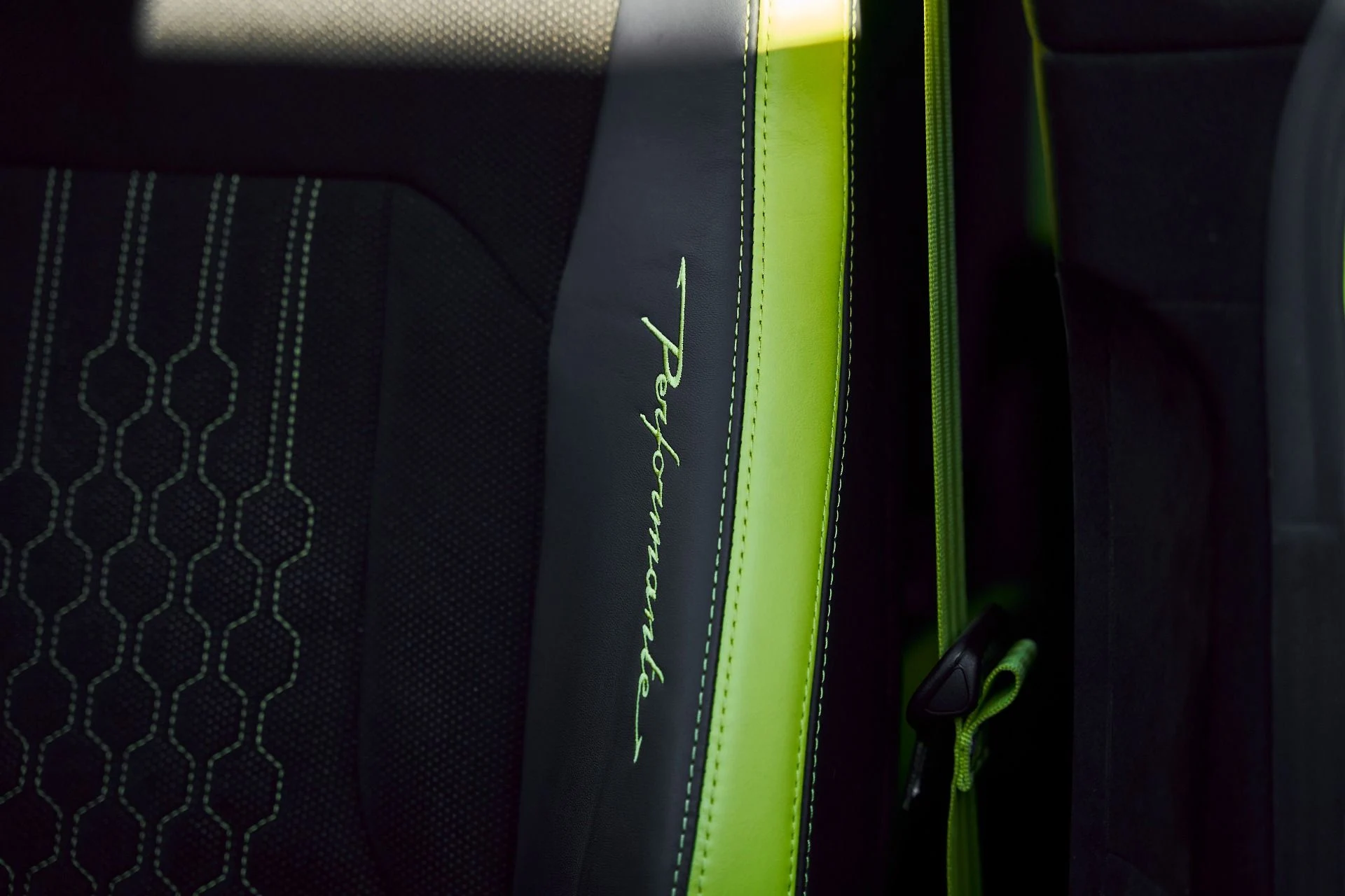 mph051_2359849325_Used_2024_Lamborghini_Urus_Performante_1771724639_802ece6b22