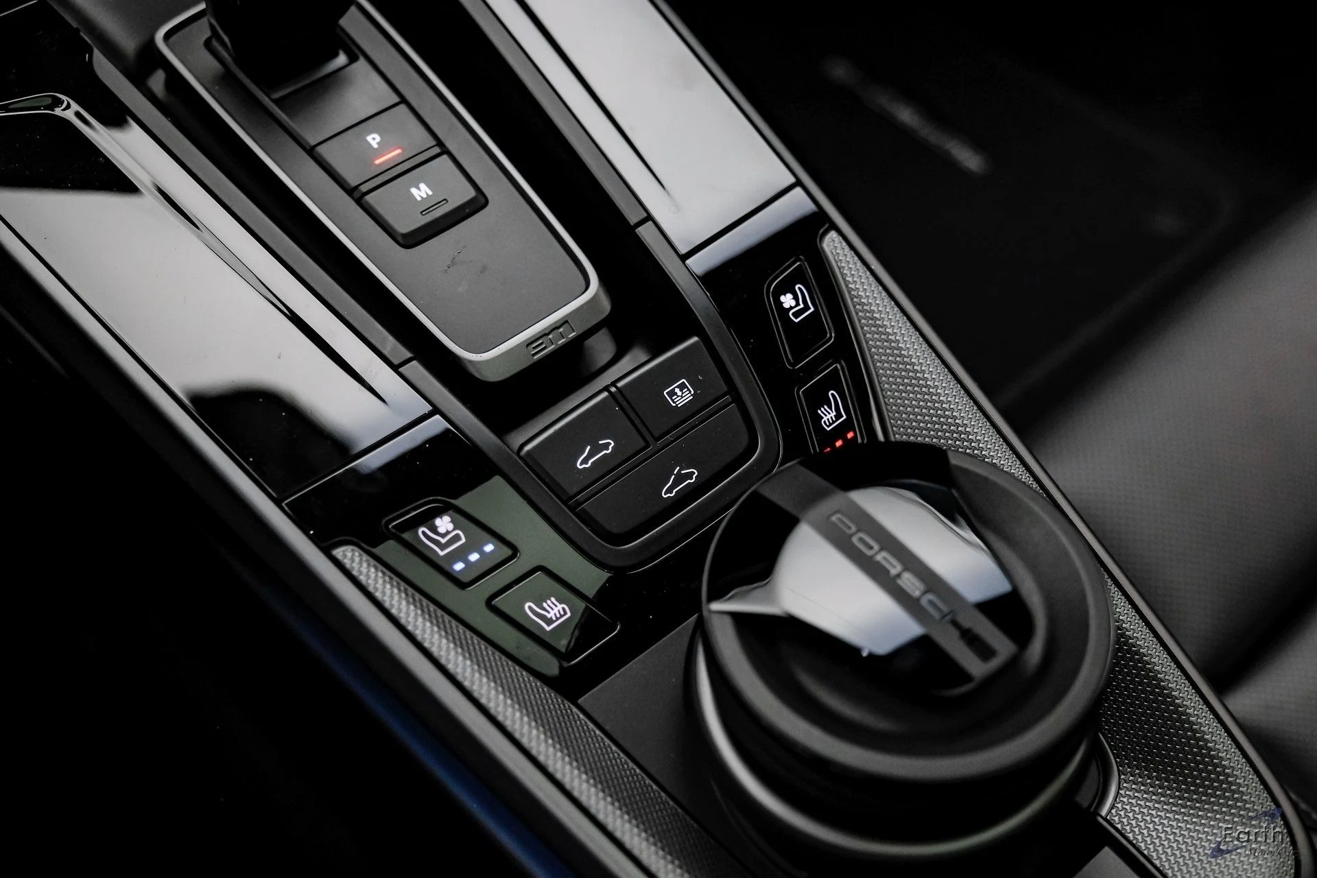 mph051_2390225637_2368da8350e9a1b98b7f016af9113fccx_8275e7d444