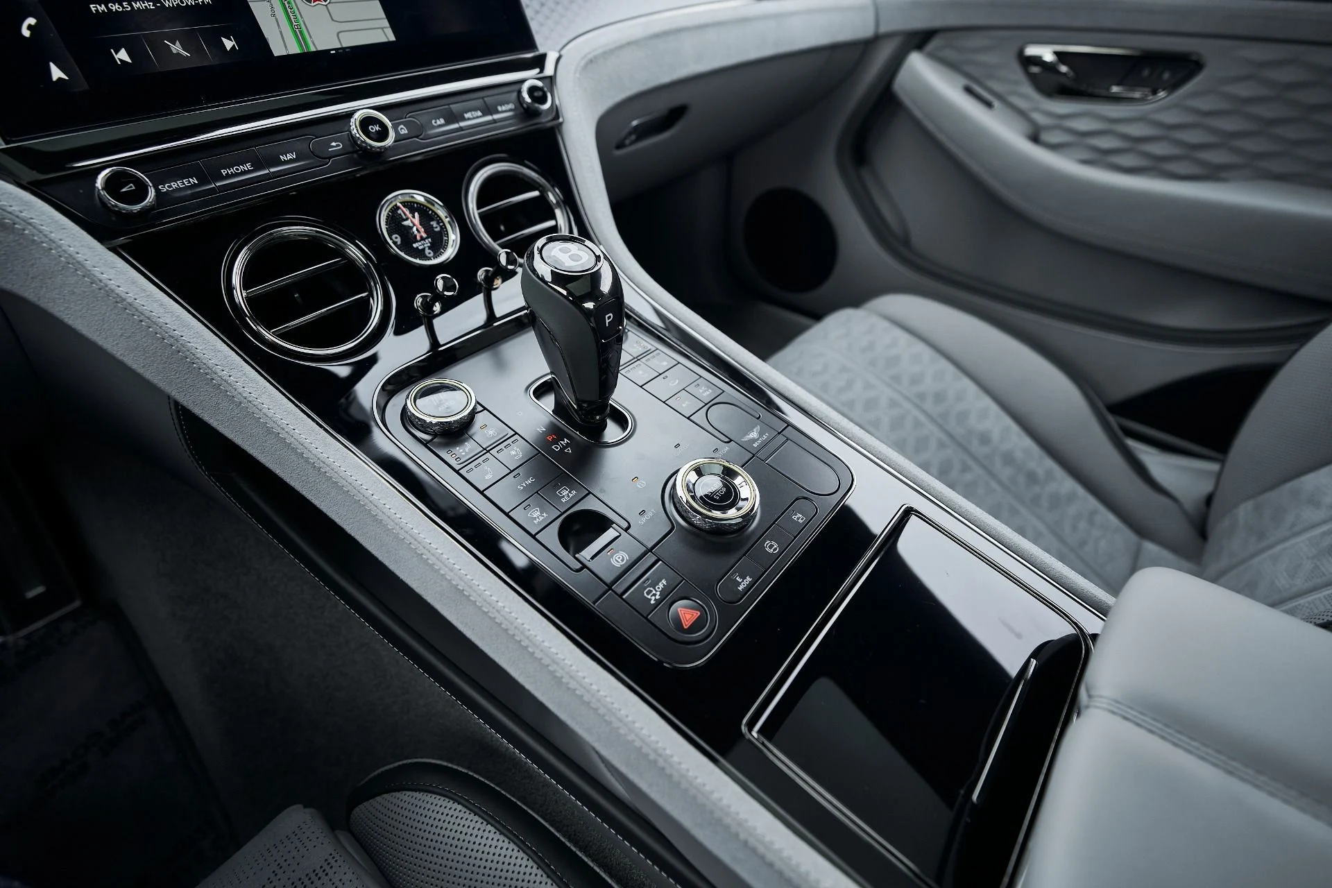 mph051_2397640367_Used_2025_Bentley_Continental_GT_Speed_1763168663_f17466d8a1