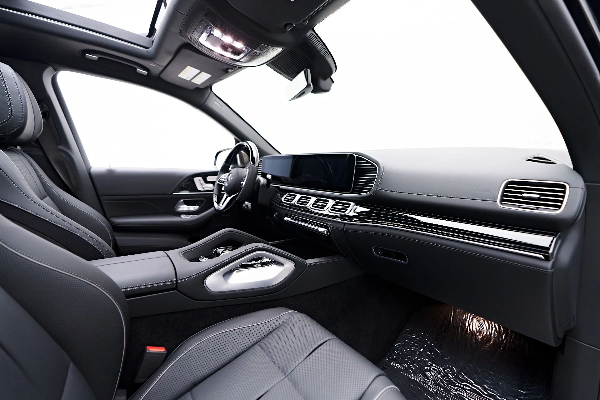 mph051_240352019_Used_2023_Mercedes_Benz_GLS_Maybach_GLS_600_1762799282_e74e90e1cf