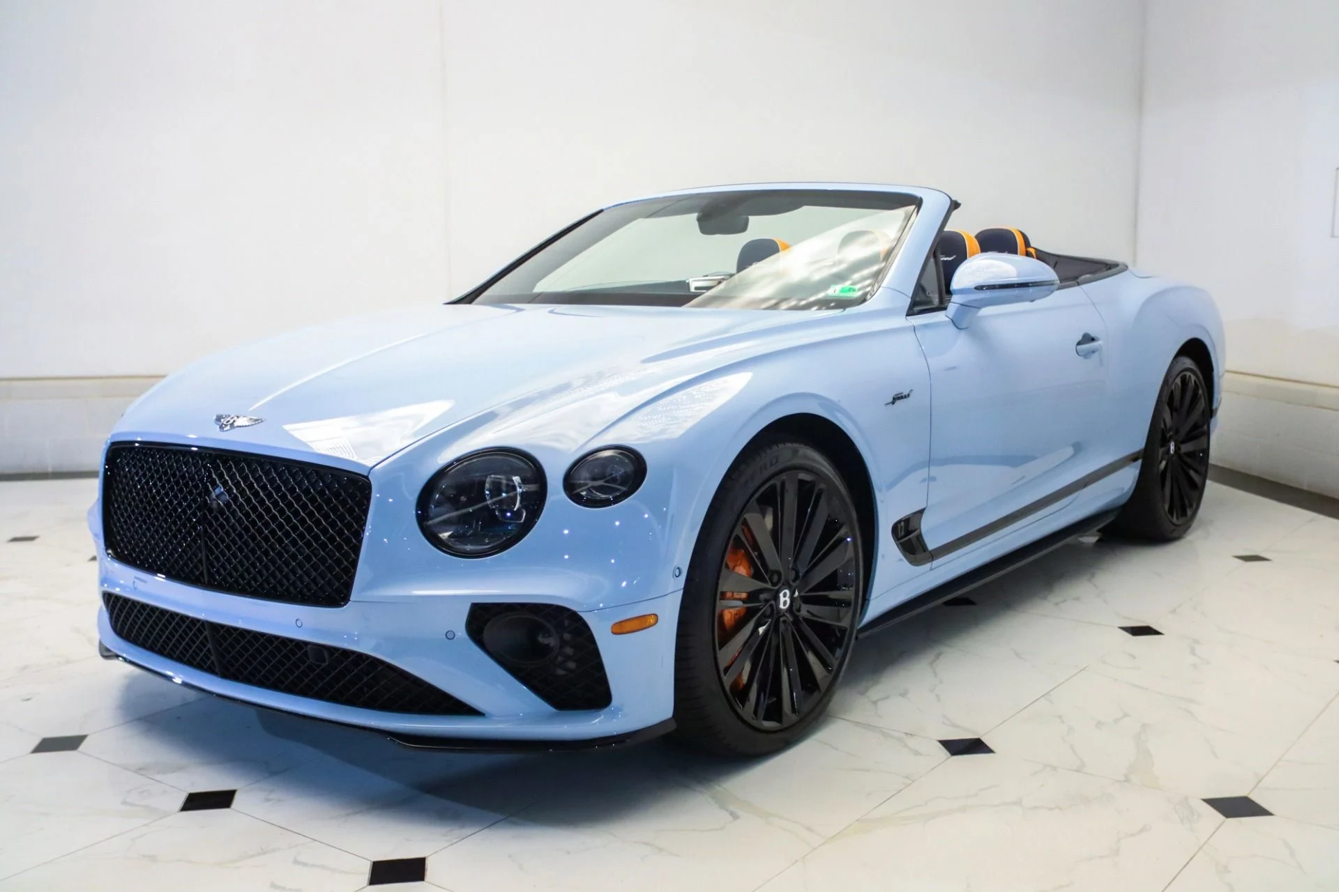 mph051_2425468962_Used_2024_Bentley_Continental_GTC_Speed_1744370139_2b61070b8f