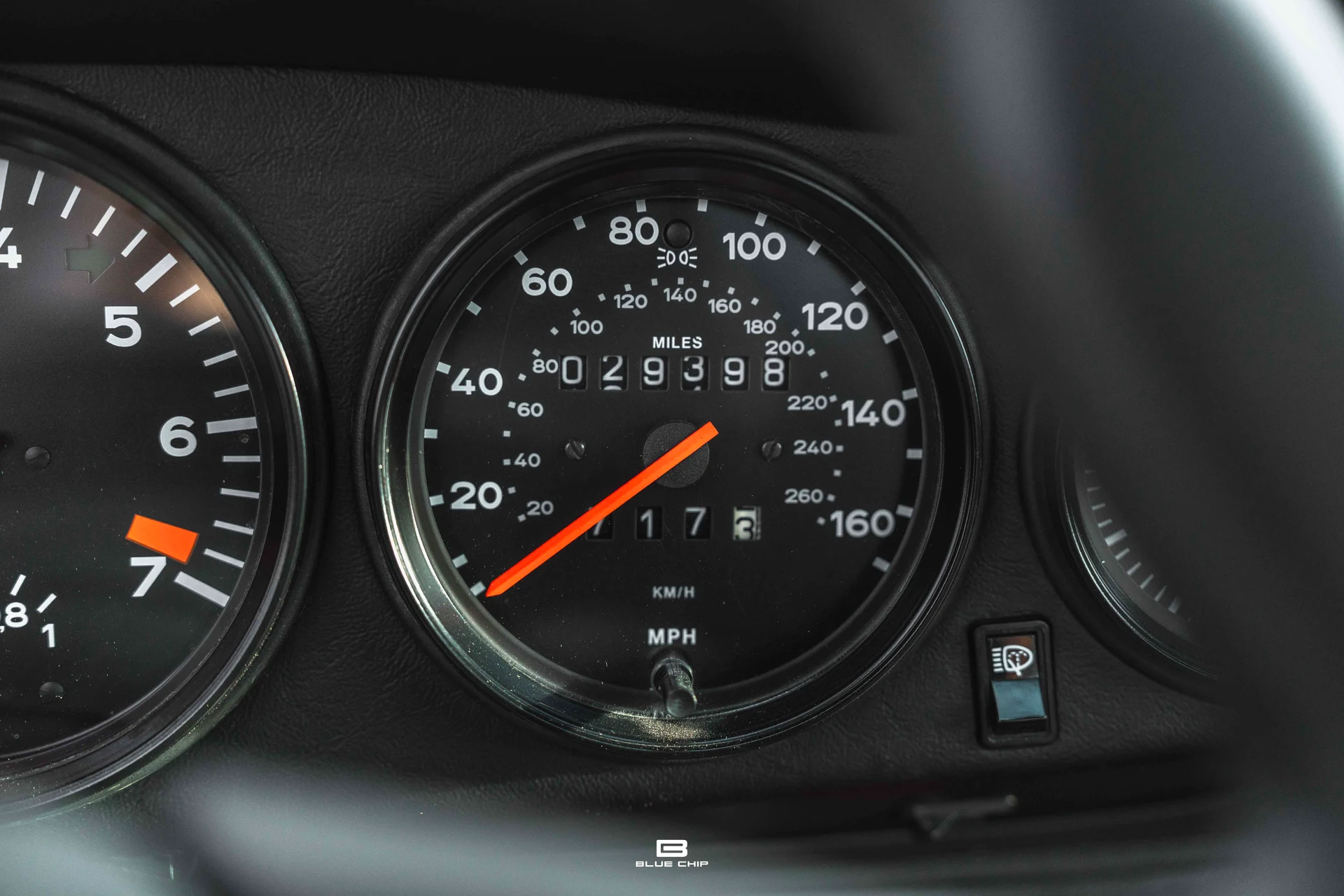 mph051_2425567515_69b06b1967c0bcd63ba27f0e_A7404793_ce2161d5eb