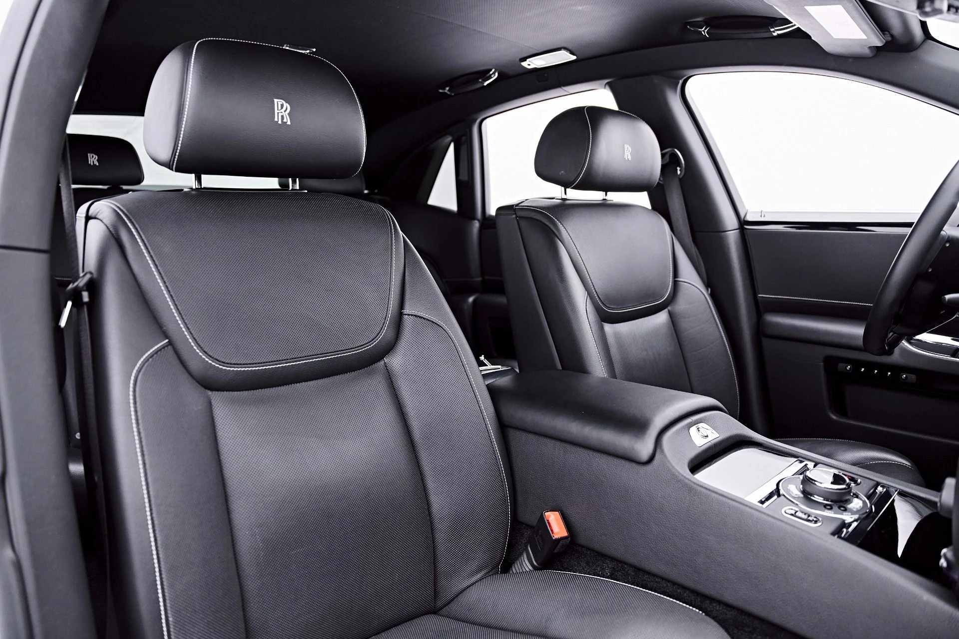 mph051_2429813834_Used_2018_Rolls_Royce_Ghost_Base_1787096677_698803a7d1