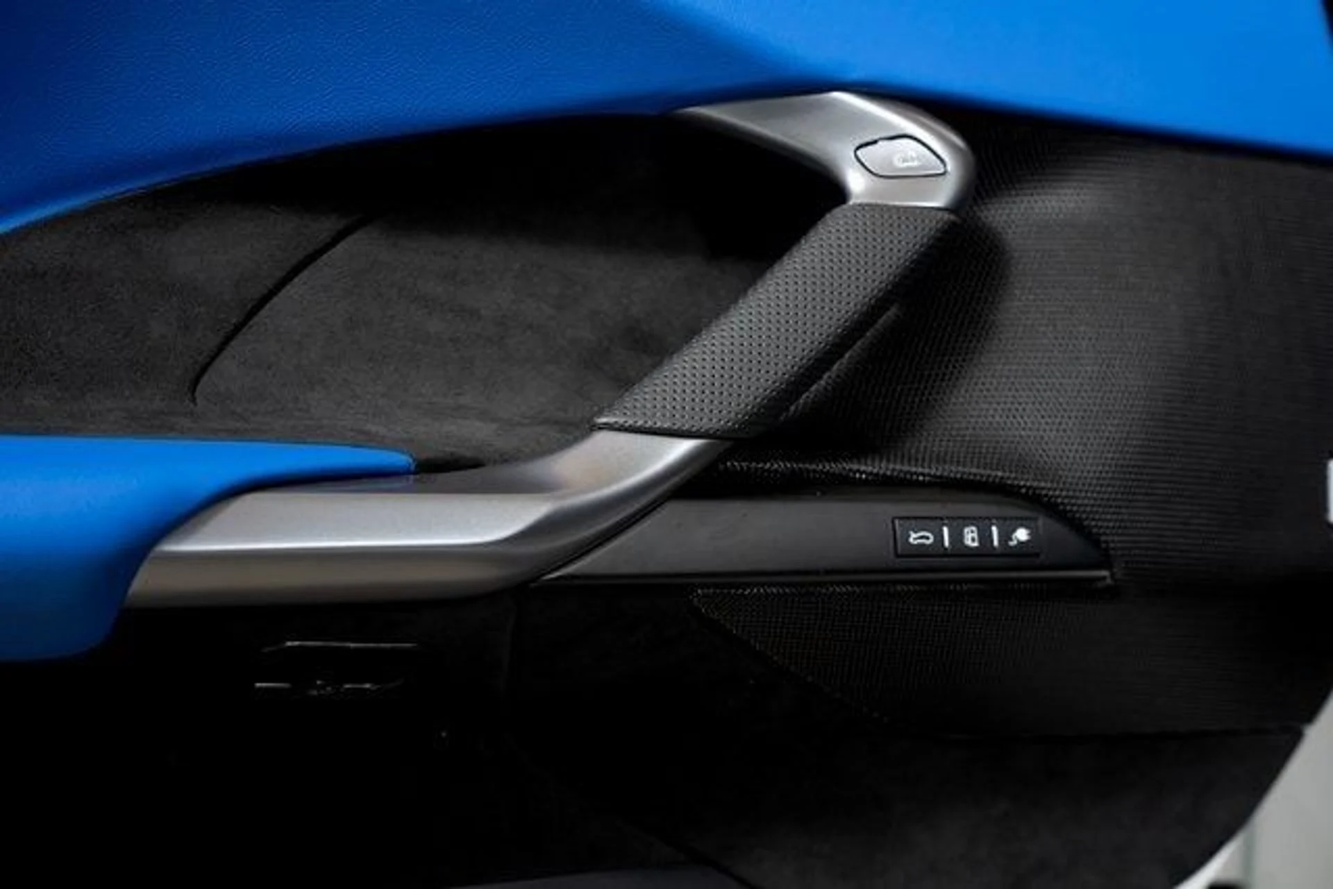 mph051_2446815768_0c017910094562b530d8dbbdcda450c2x_83230f11fc