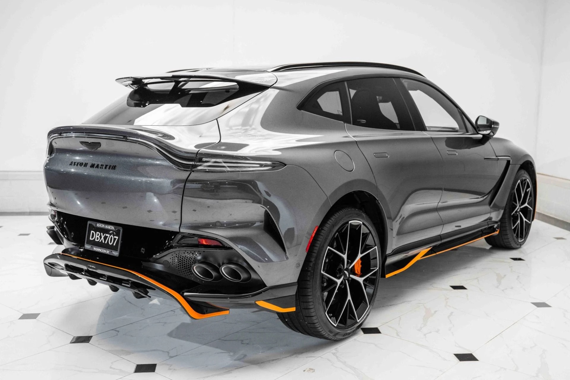 mph051_2461556759_New_2025_Aston_Martin_DBX_707_1724508038_1711058264