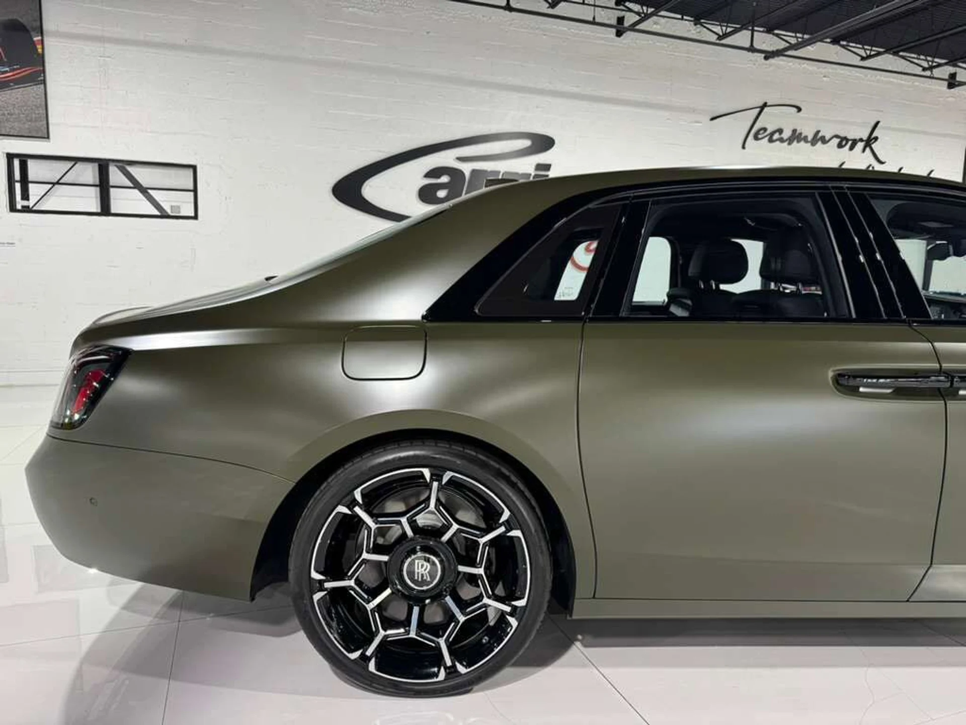 mph051_2465901298_c98b4564767fbf9f278905d9b0e8ef39_4ff7397cb9