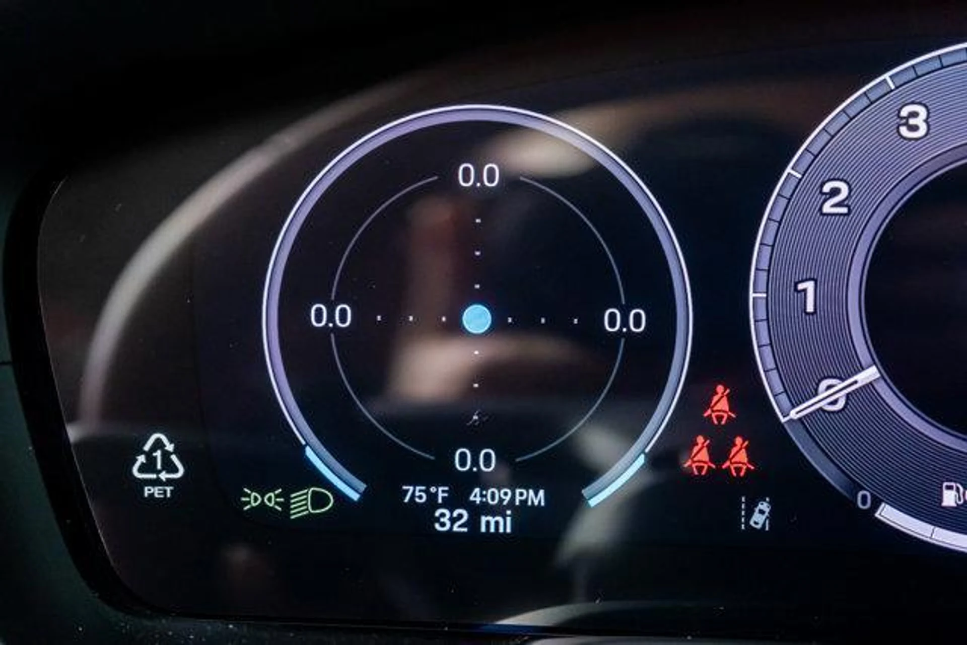 mph051_2489900937_RI_2t5vw_Y_Ce_Hf_Yf_F_Kao_LJX_Ytci2o_10e9485041