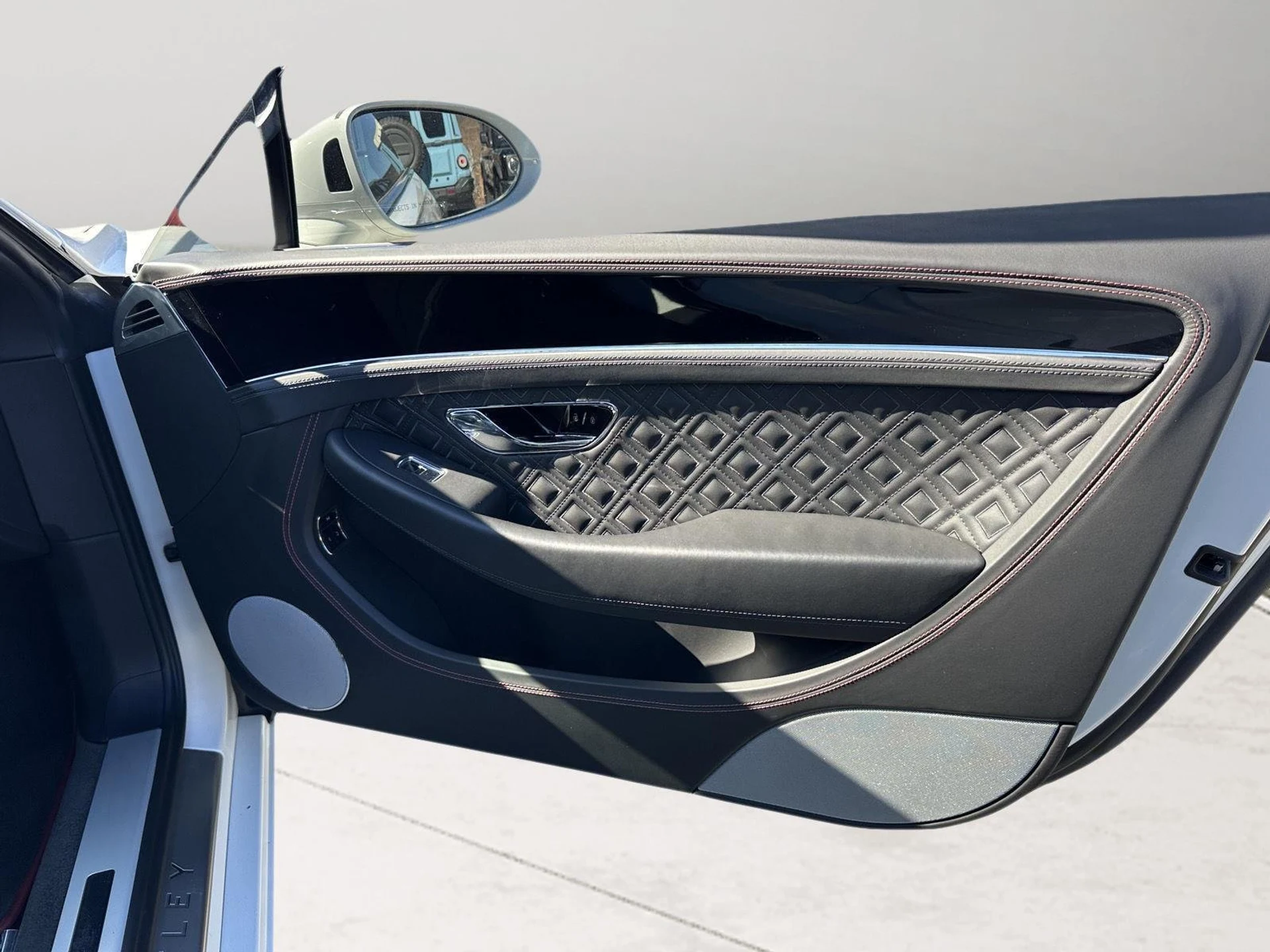 mph051_2501987409_c1d9454a445b2c3888b6af5d03417db3_7976c82531