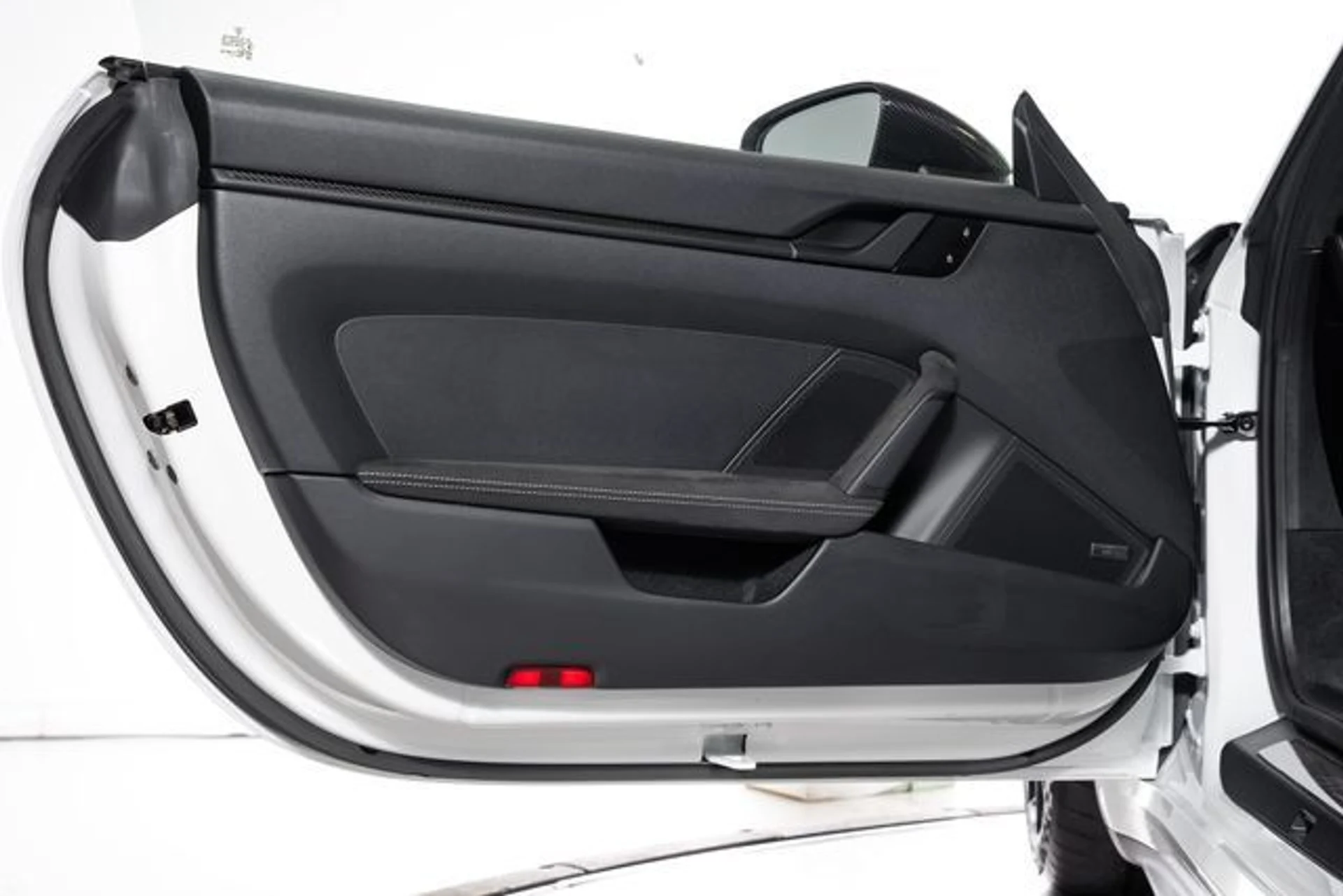 mph051_2531992082_ce5e3160ad65b0beb26f3cabd4366b24x_0c9dd2e88f