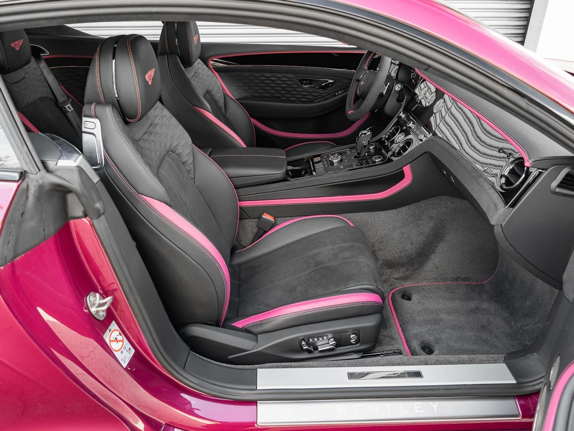 mph051_2535724703_Used_2025_Bentley_Continental_GT_Speed_1779912174_5277ef49c2