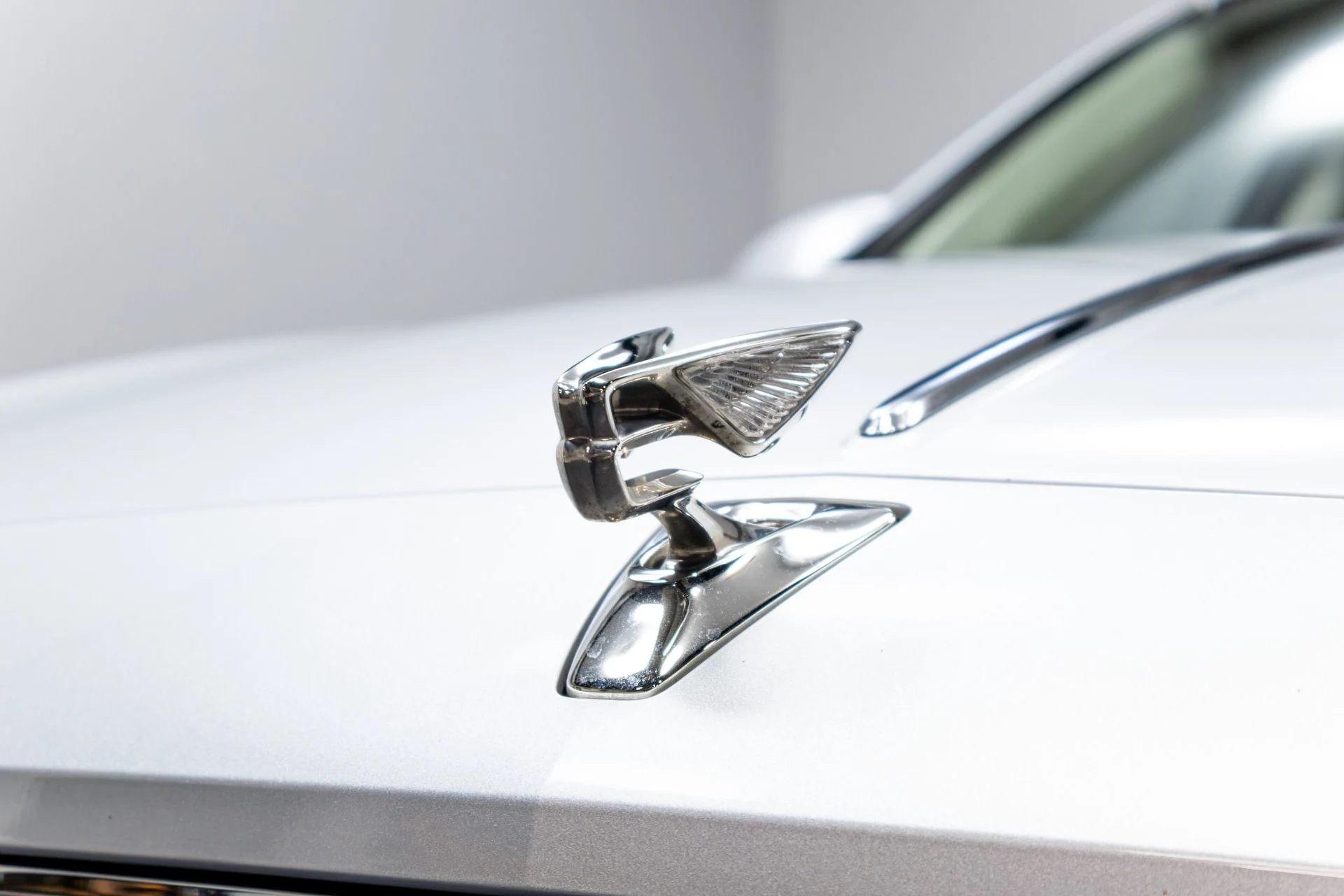 mph051_2540797133_Used_2021_Bentley_Flying_Spur_W12_1772666284_cadb40465a