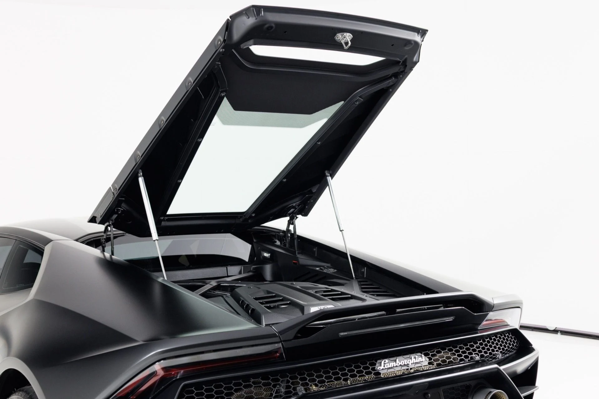 mph051_2545202688_Used_2023_Lamborghini_Huracan_EVO_1790005634_b2d3208408