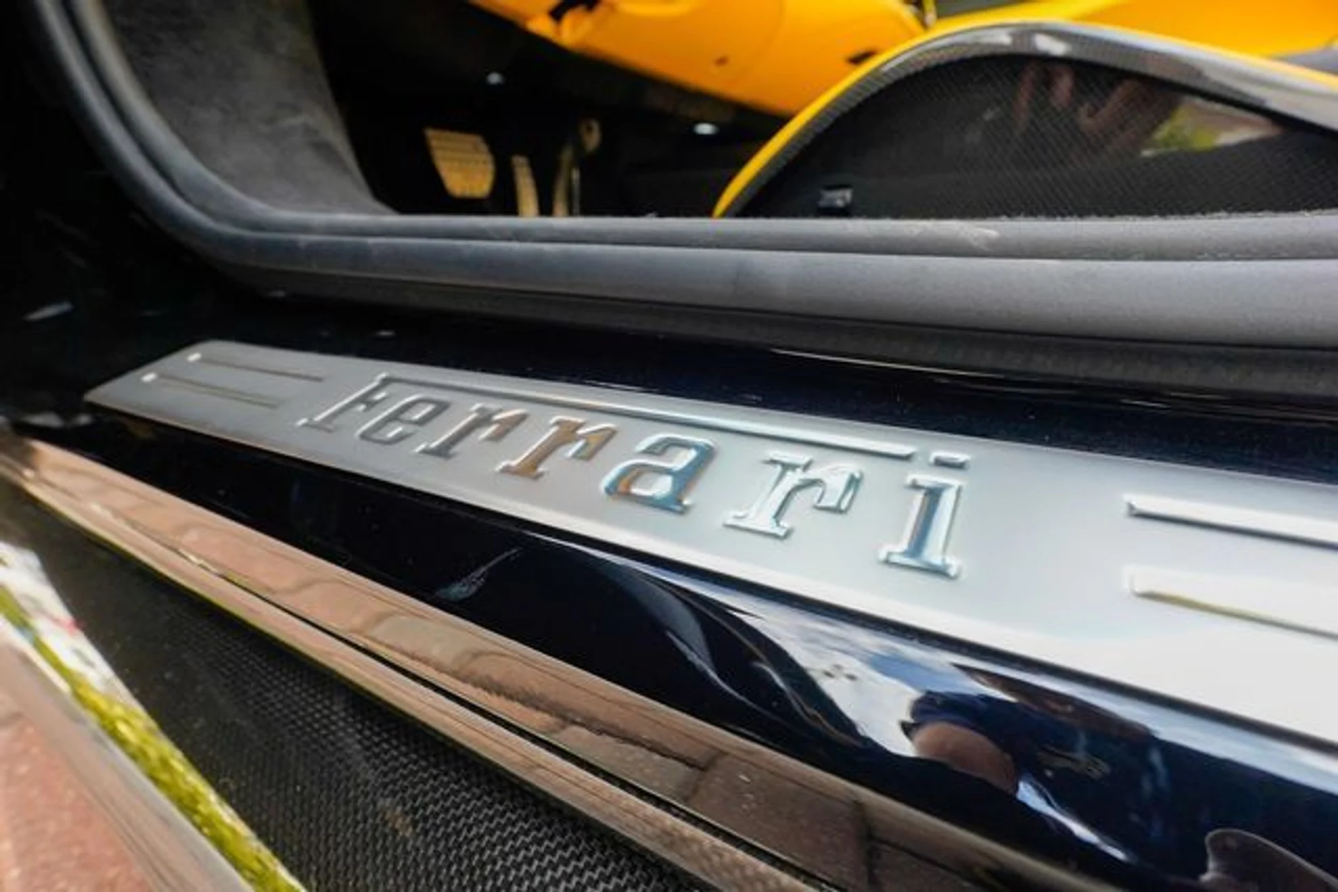 mph051_2558810328_22988453_52_25cc5f1289