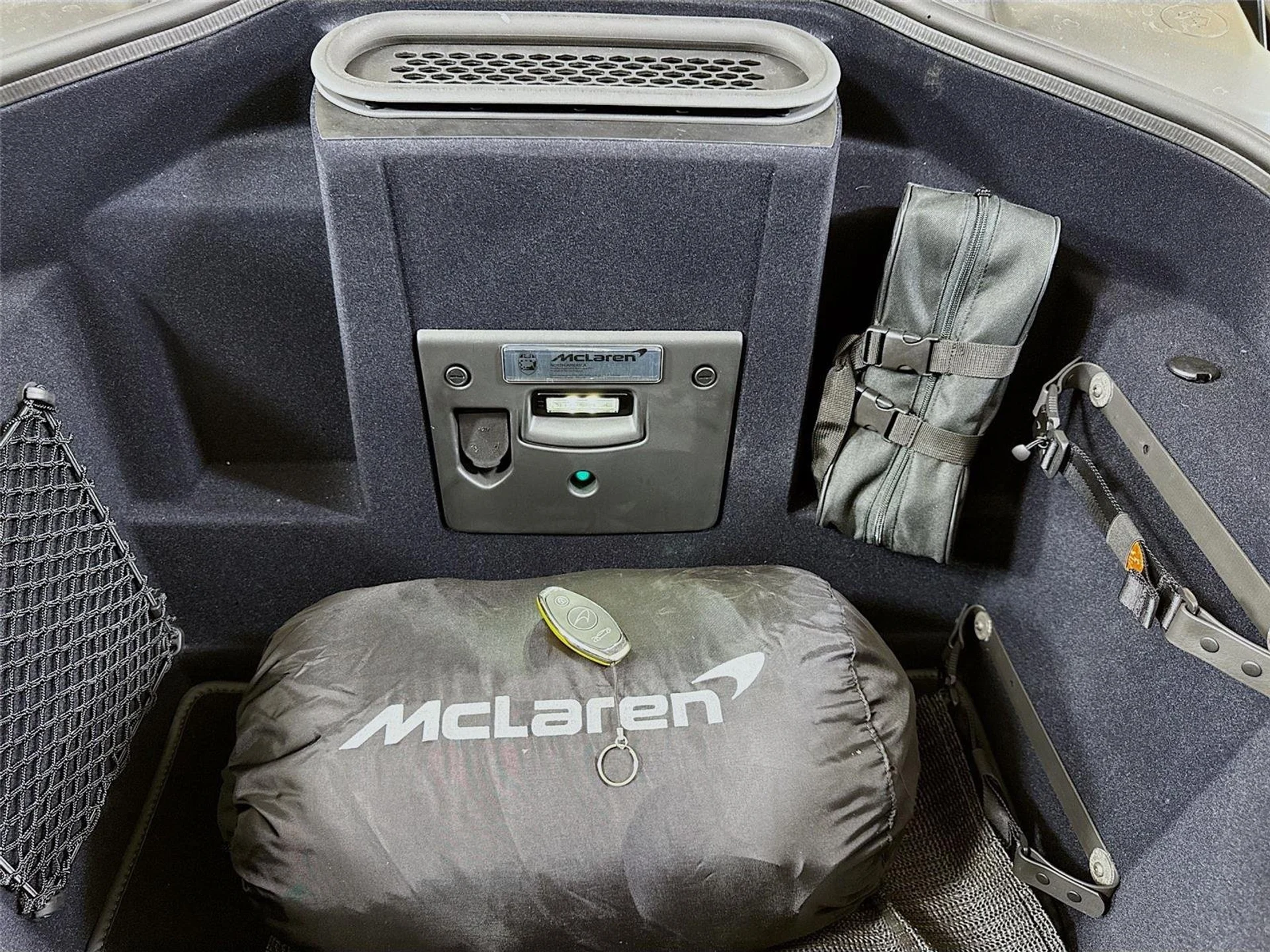 mph051_256680258_1ec9adab62a21e821b43c8e677bb6555_95d7bf2014