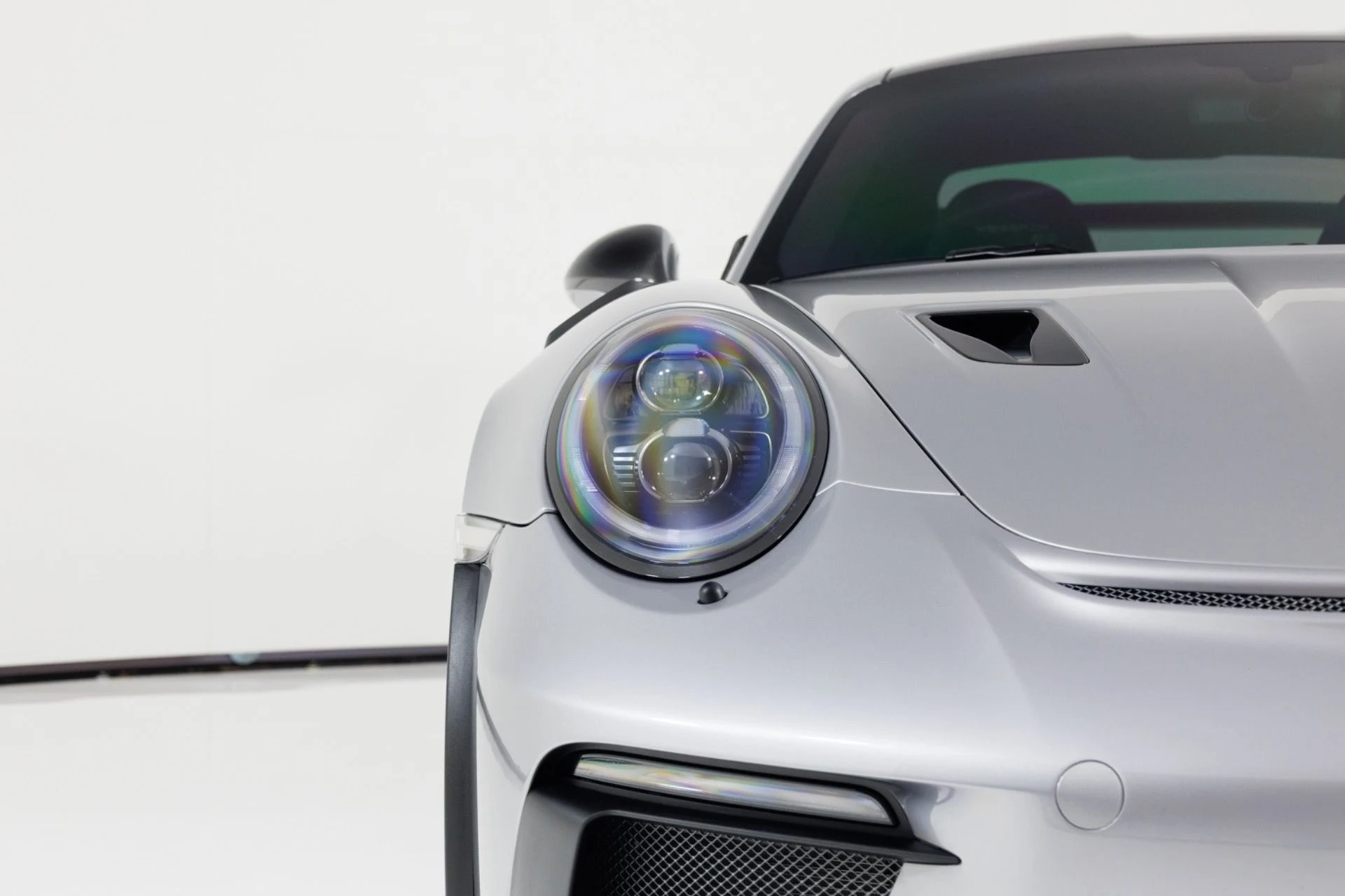mph051_2588065489_Used_2019_Porsche_911_GT_3_RS_1778792364_3c7d511efd