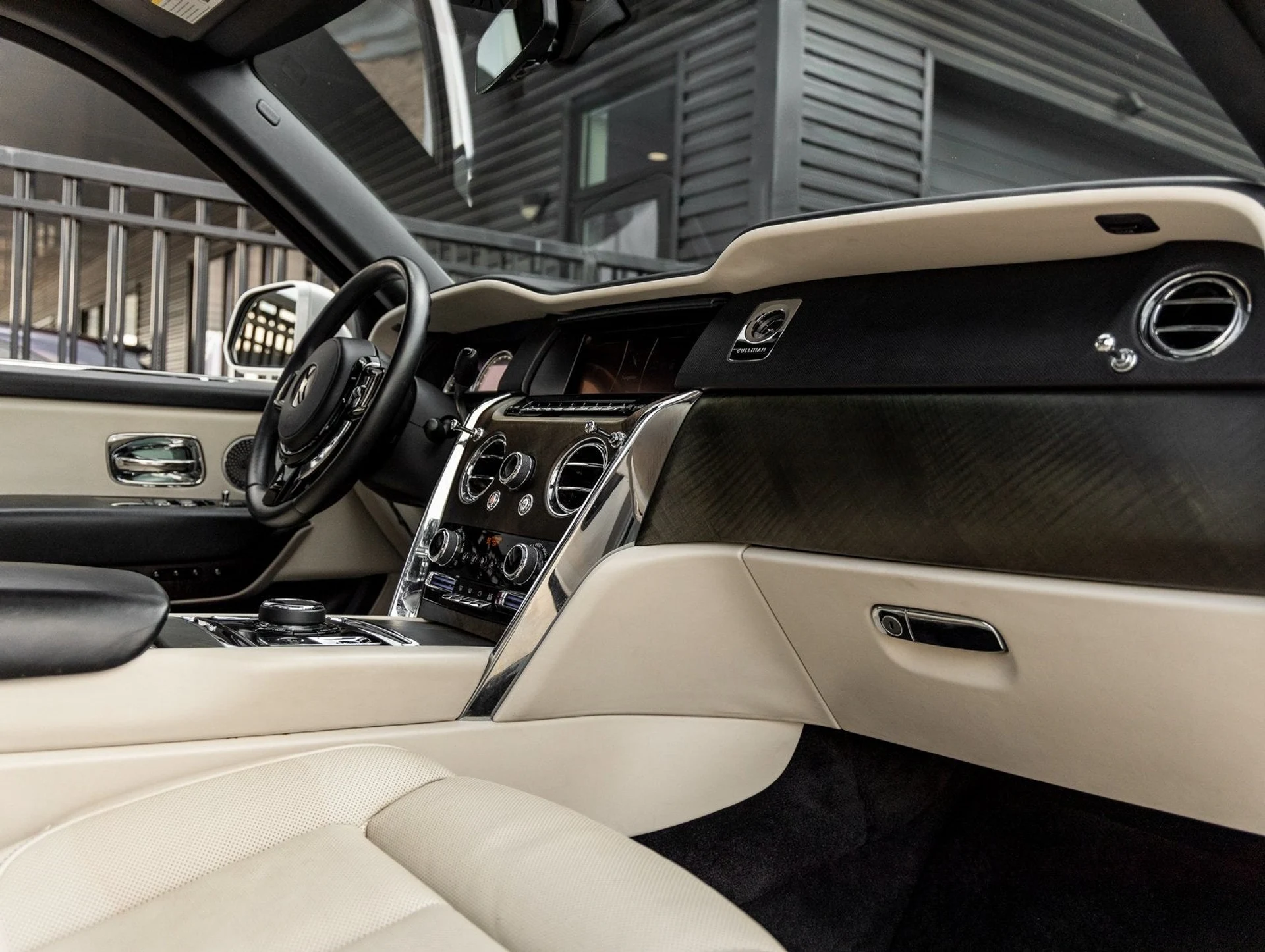 mph051_2600733968_52_832fb50bf5