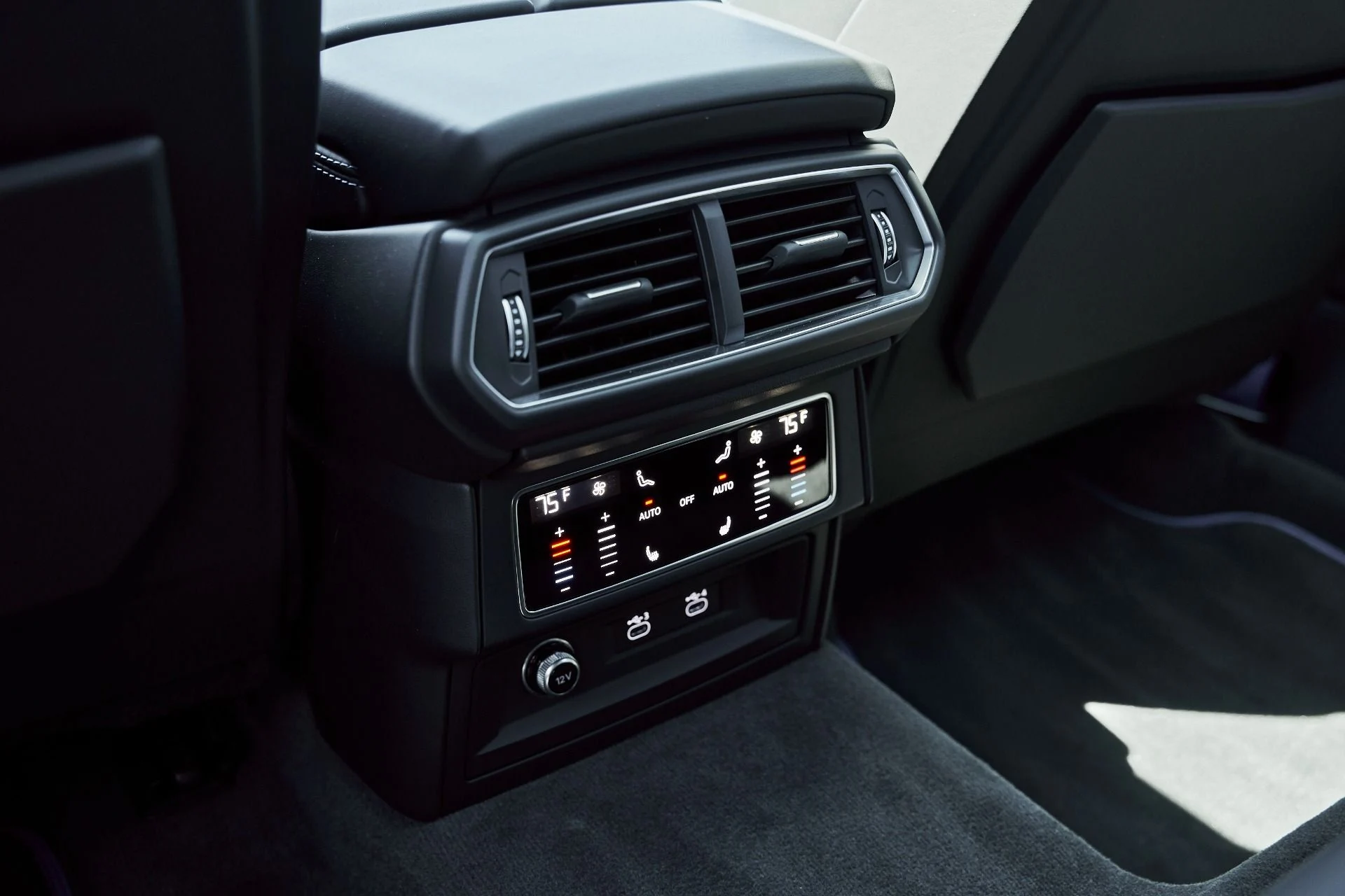 mph051_2607284465_Used_2024_Lamborghini_Urus_S_1775866773_4715526978