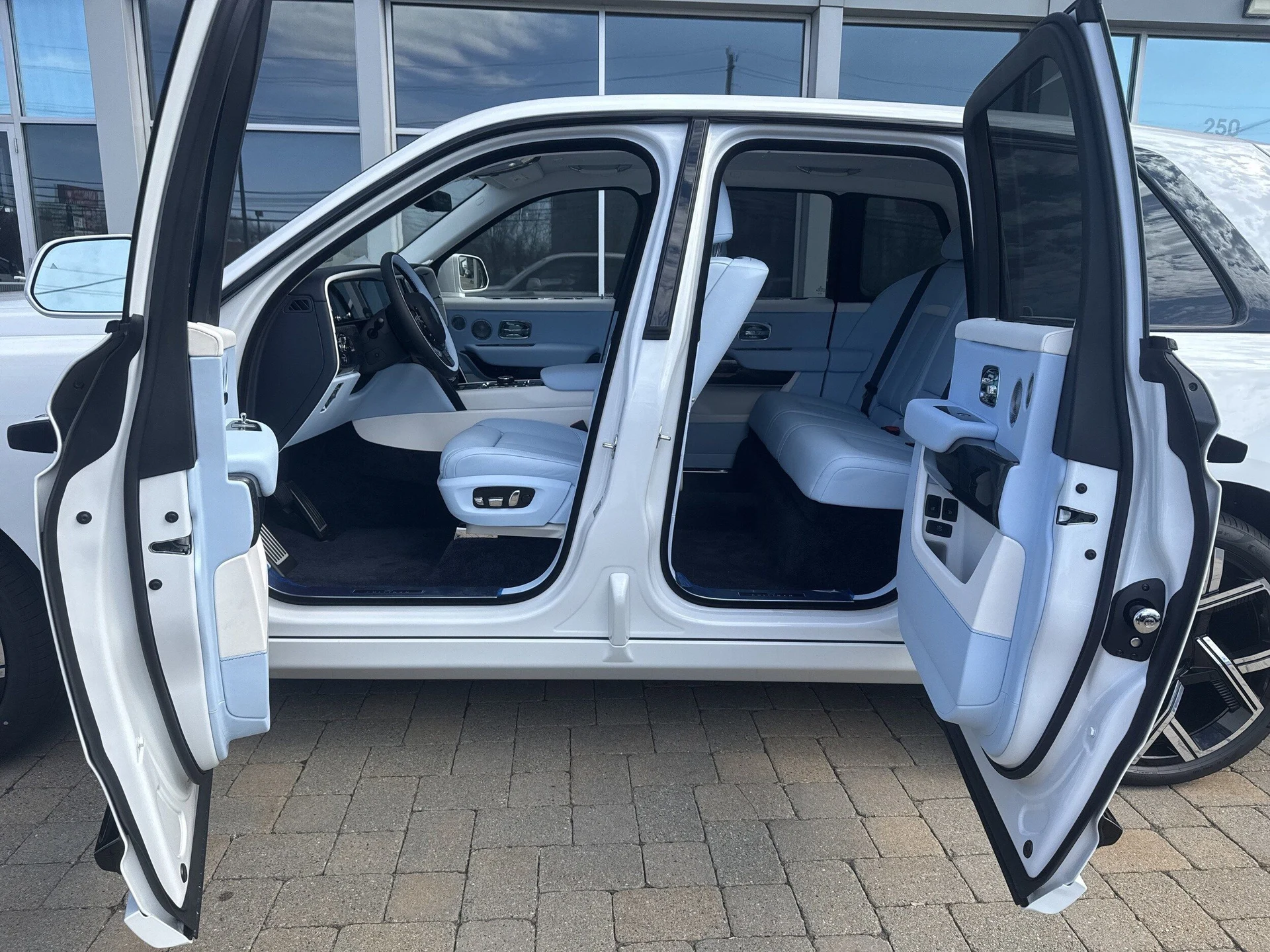 mph051_2628614666_827243e849cdb0bb54d9d7c2575f4e9fx_b0143d95d3