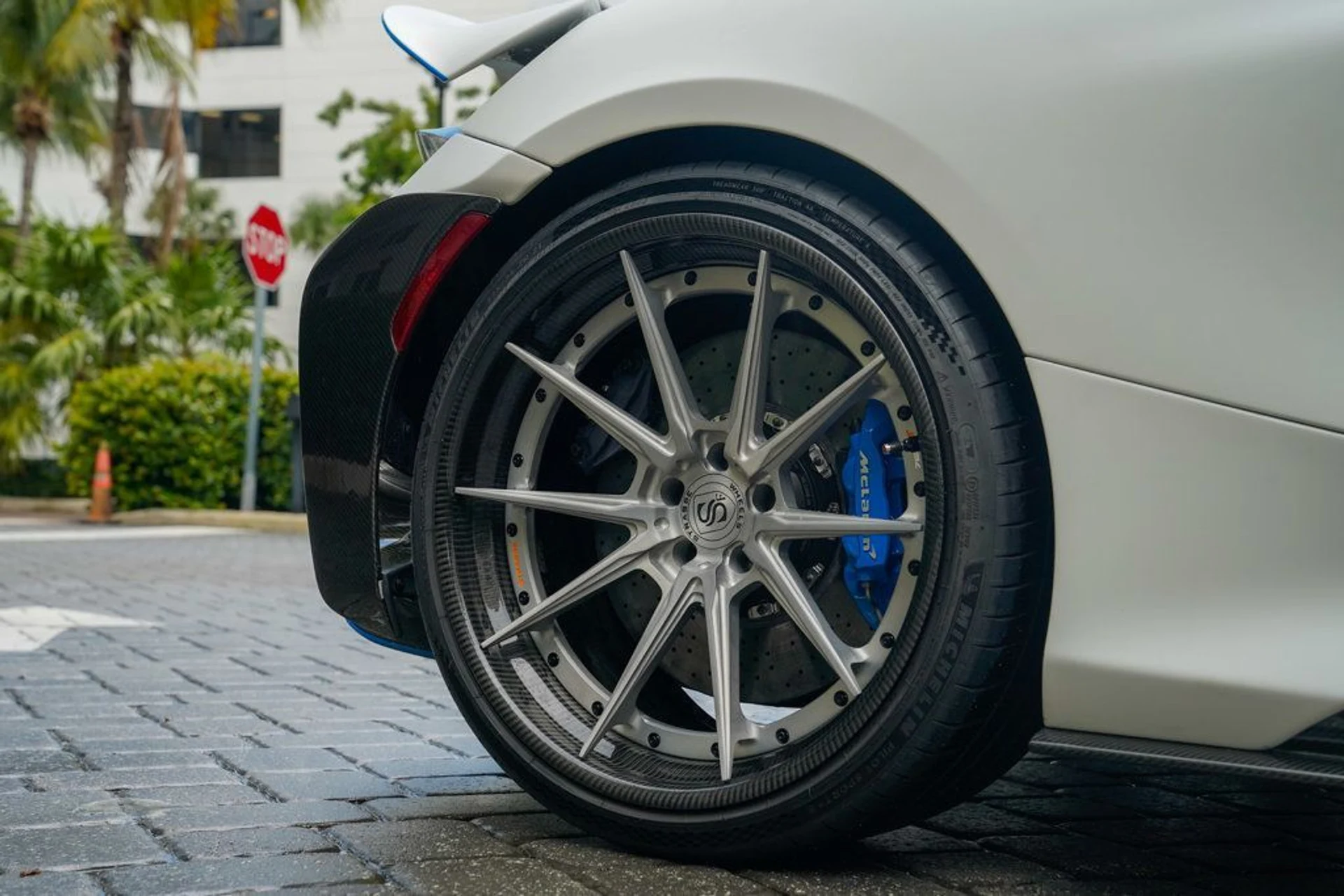 mph051_2629110894_22828181_52_1024_8c882303a8