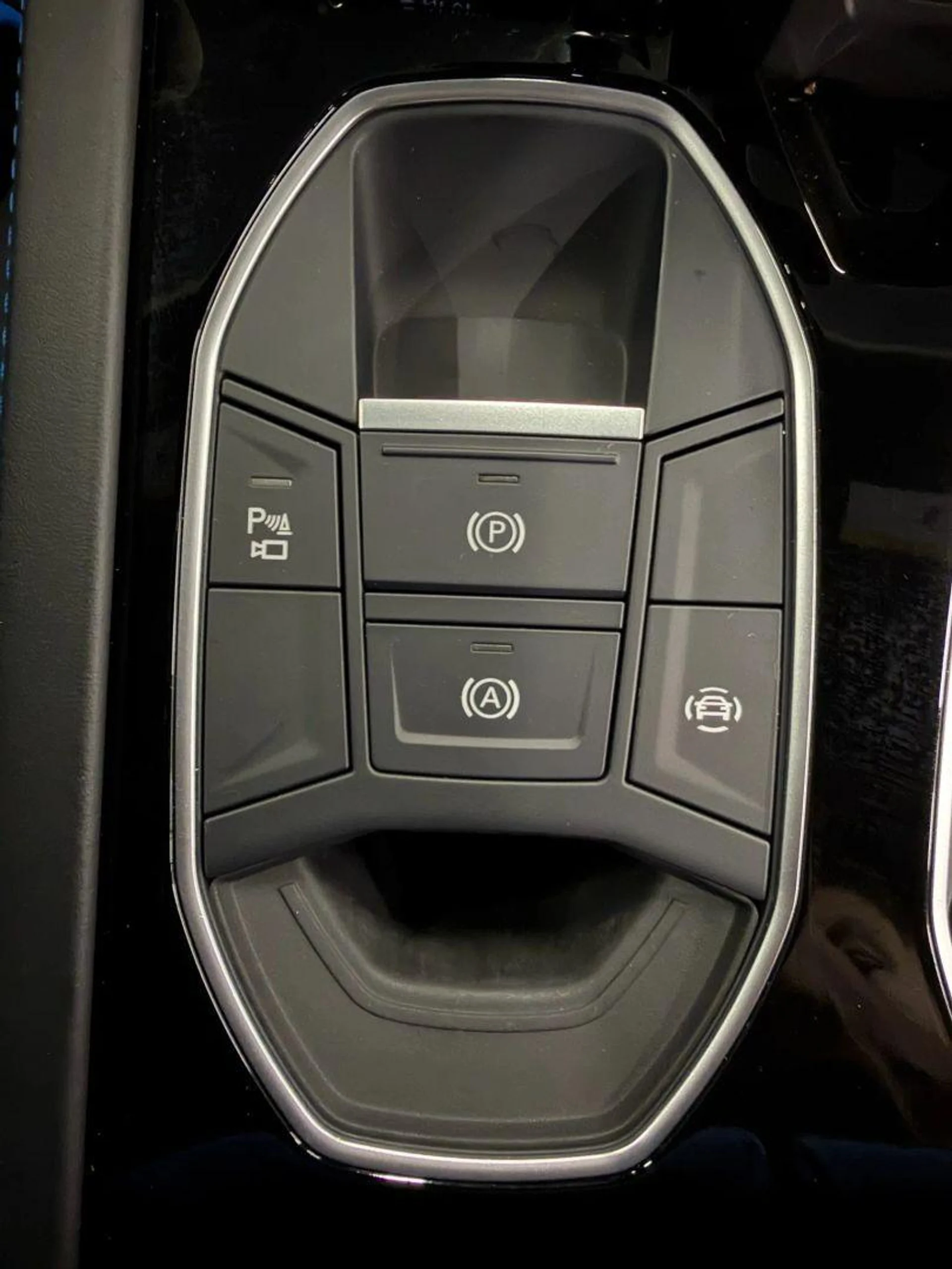 mph051_2681487468_Used_2019_Lamborghini_Urus_Sport_Utility_4_D_1784105699_08920596a8