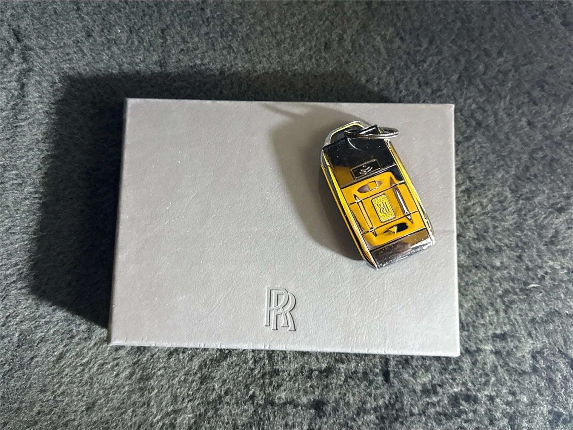 mph051_2697241479_169764b8320de058a69a9f739bb0fe91_bf6bff34fb